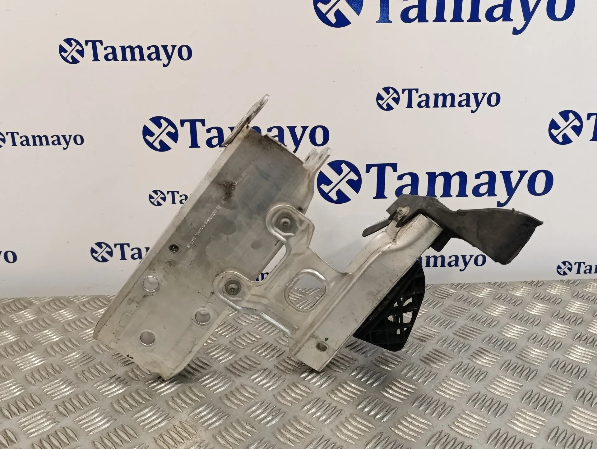 Soporte Refuerzo Parachoques Izquierdo para Bmw Serie 1 Lim F21