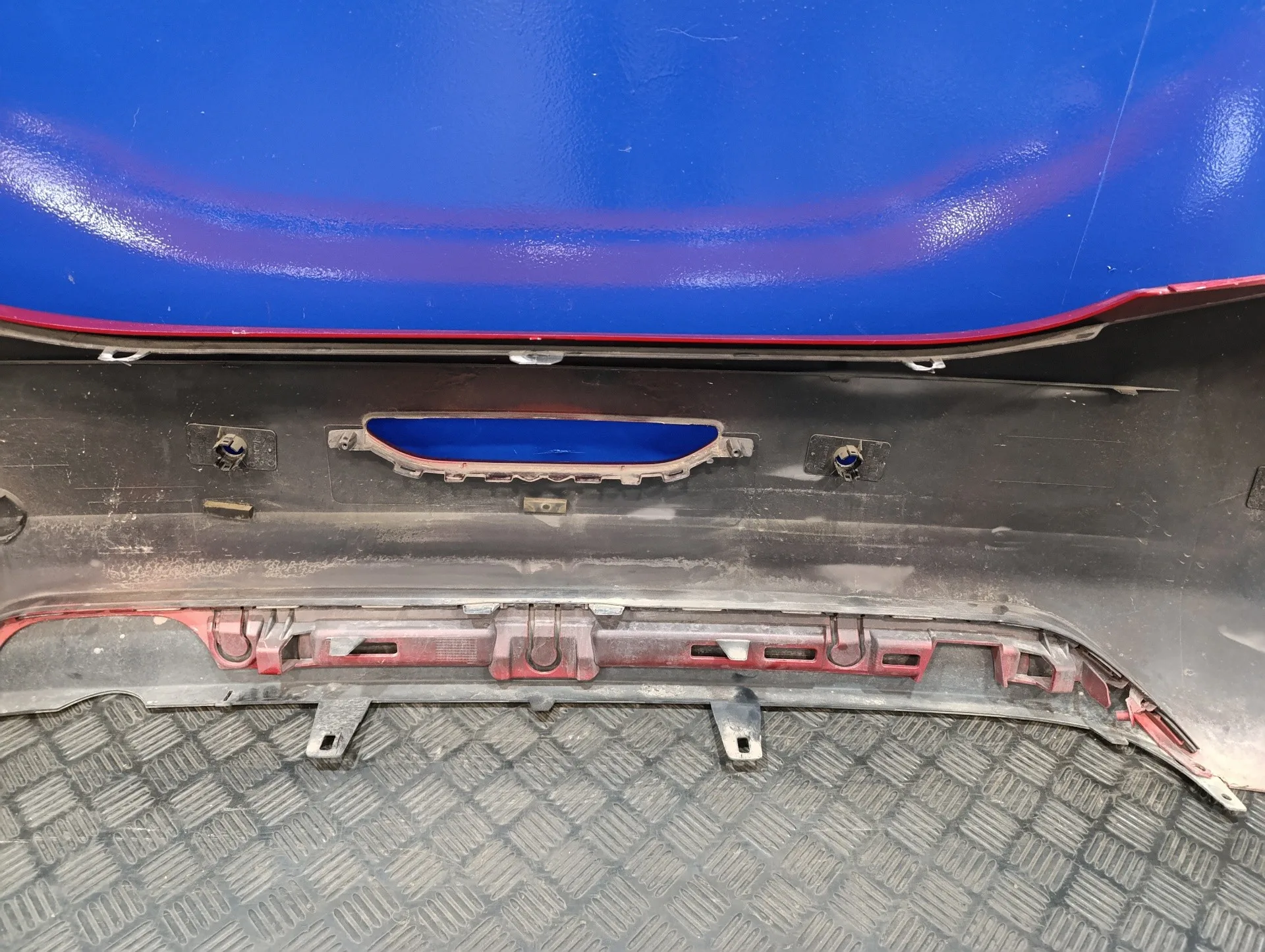 Paragolpes Trasero para Peugeot 208