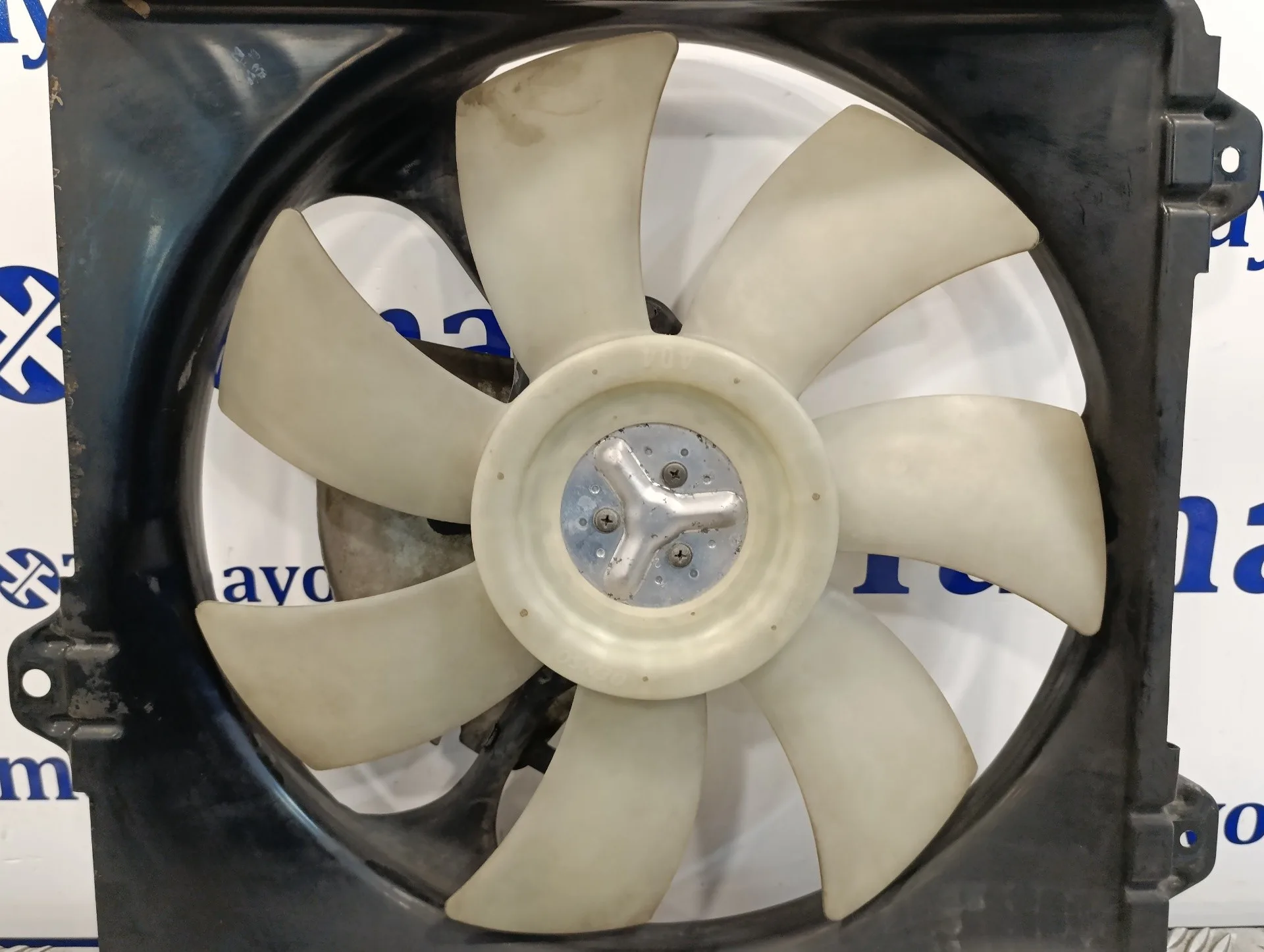 Electroventilador para Toyota Rav 4 (A2)