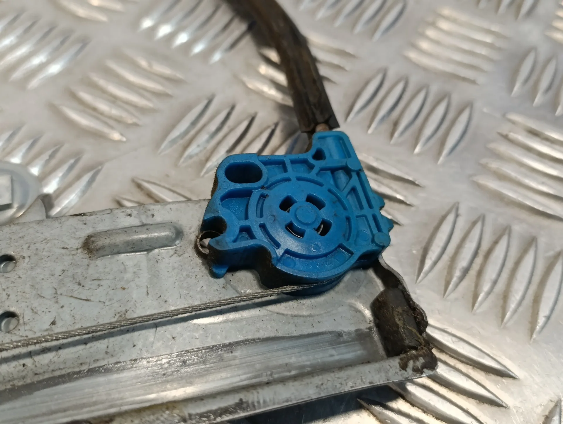 Elevalunas Delantero Derecho para Renault Twingo