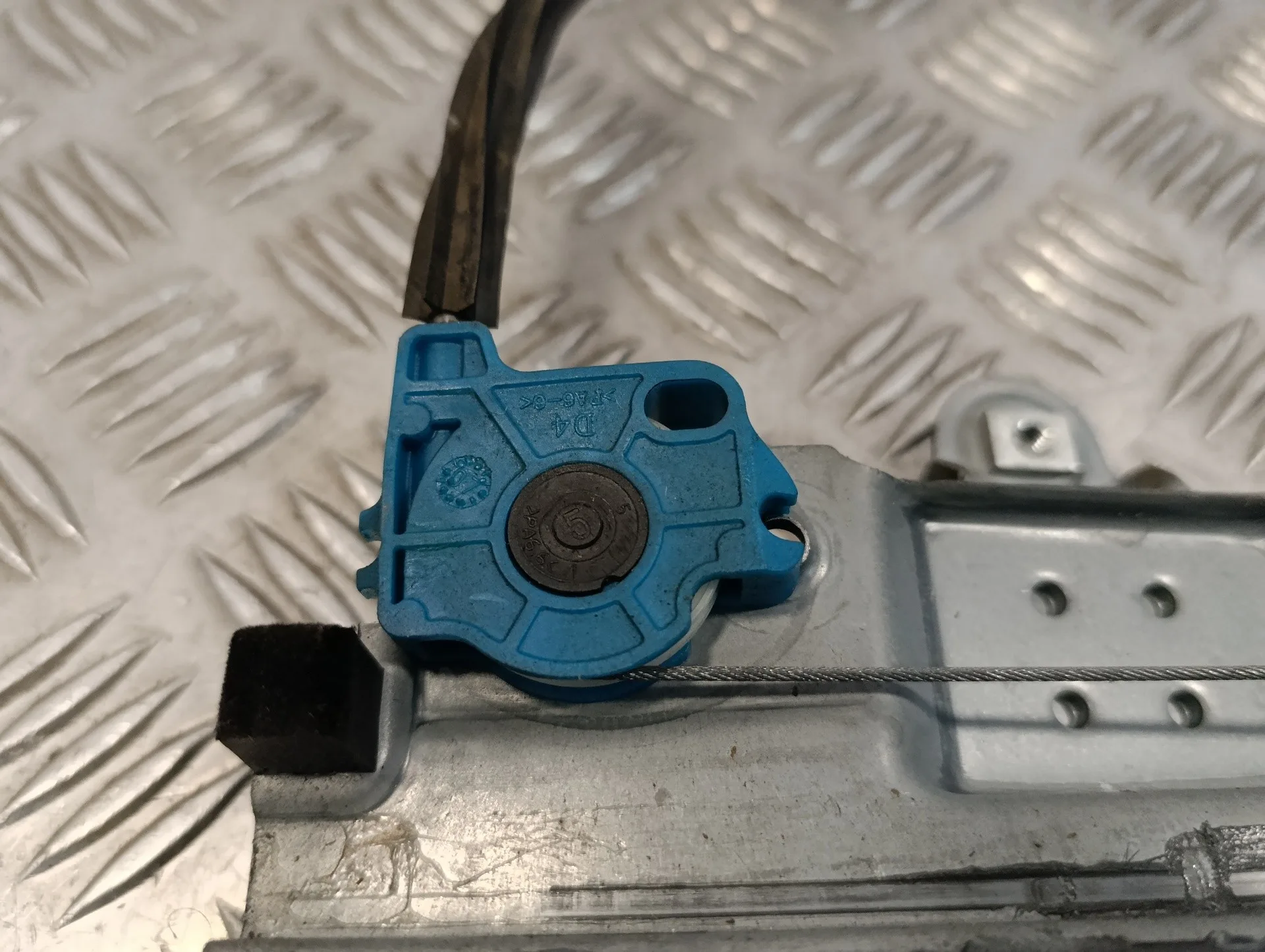 Elevalunas Delantero Derecho para Renault Twingo
