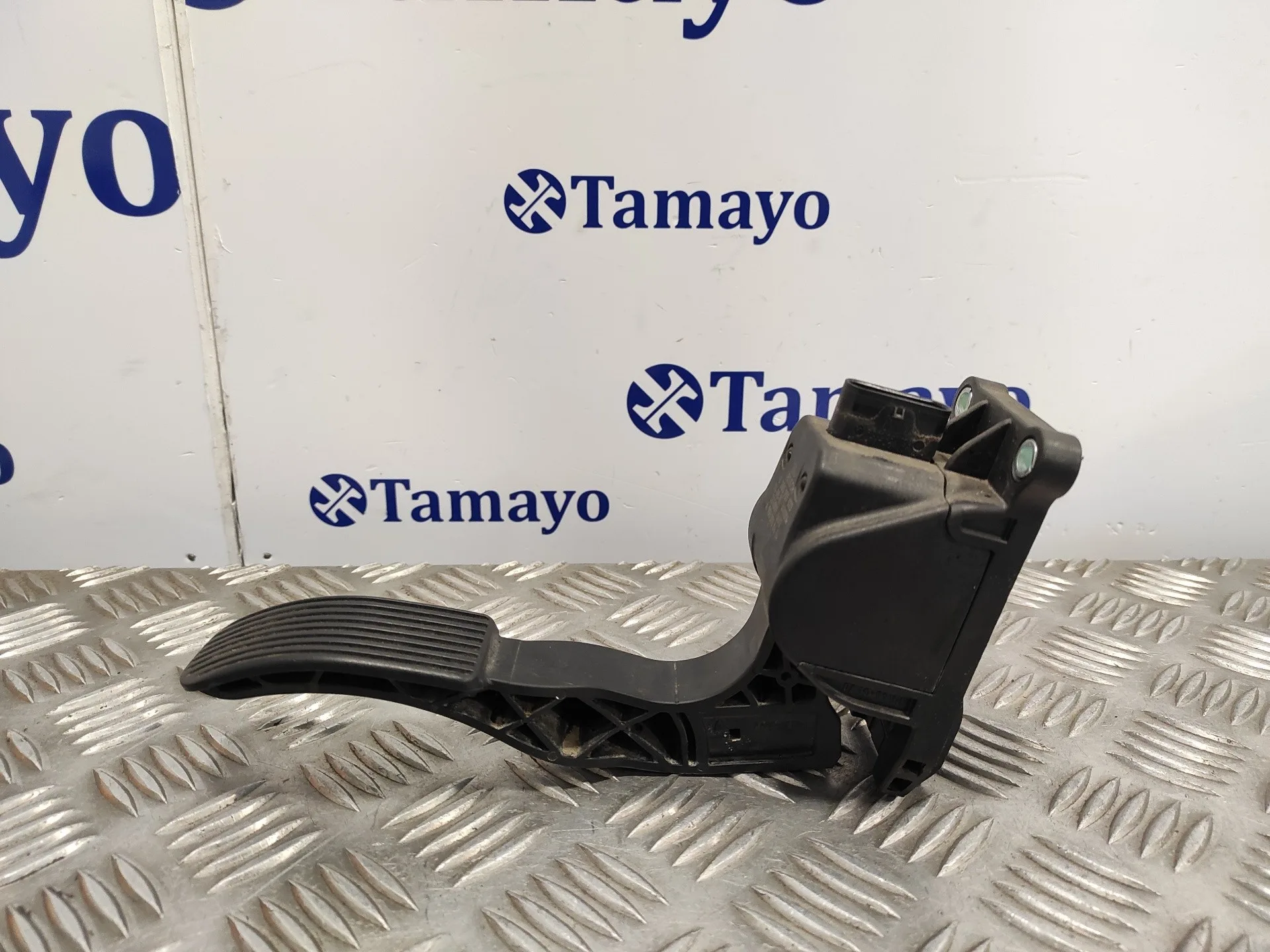 Pedal Acelerador para Mercedes-Benz Sprinterii Caja Abierta (Desde 01.06)