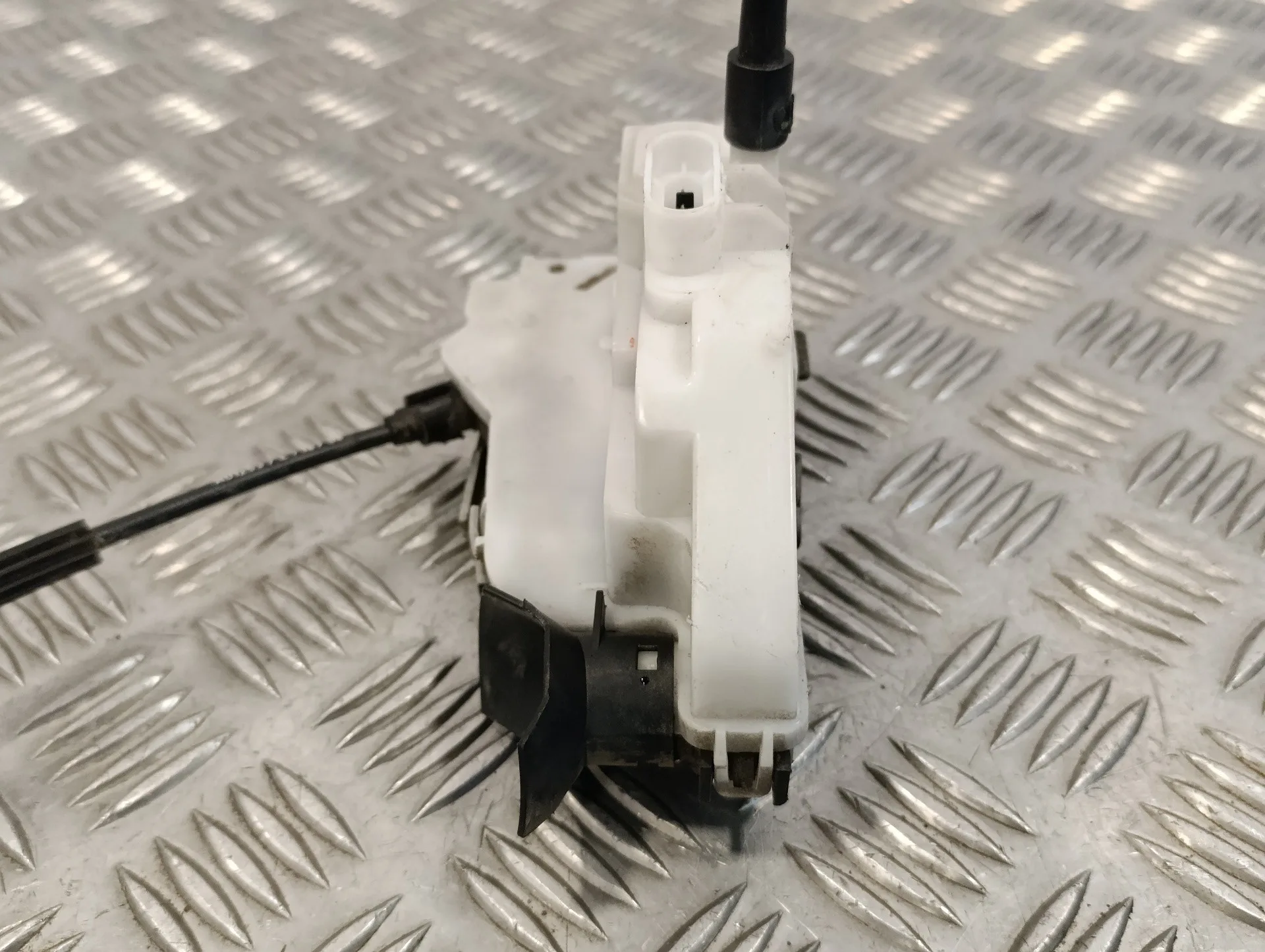 Cerradura Puerta Delantera Izquierda para Renault Twingo