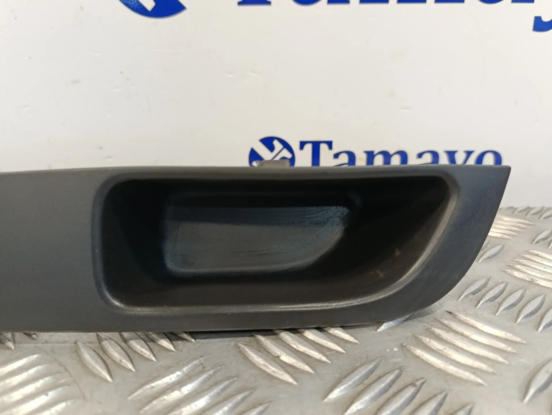 Mando Elevalunas Delantero Derecho para Nissan Micra (K12E)