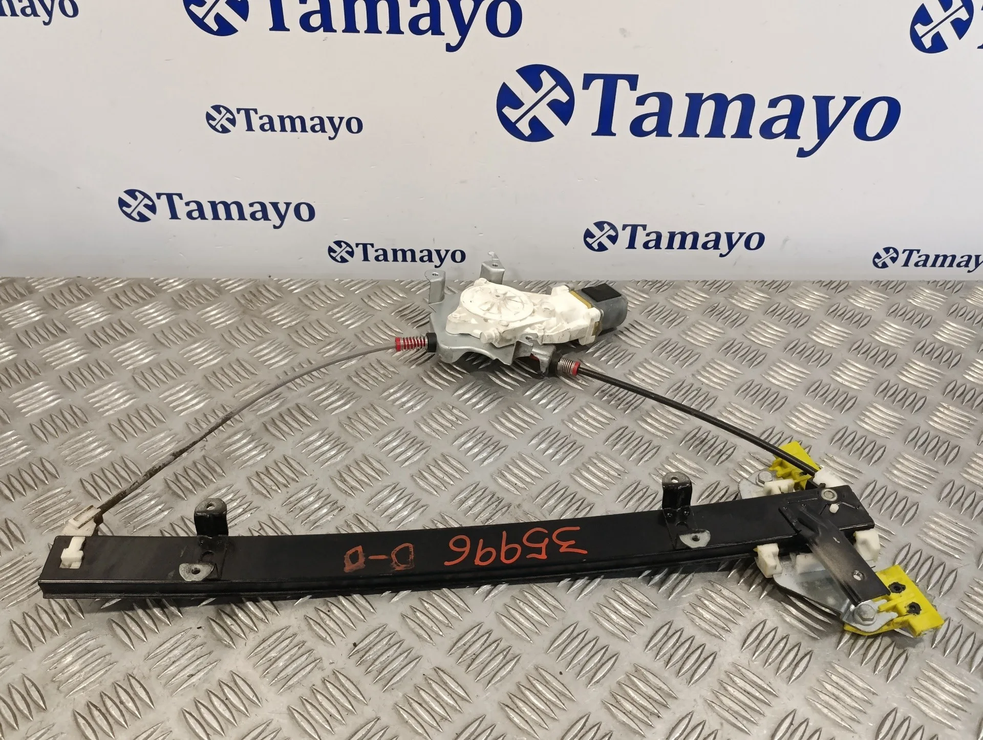Elevalunas Delantero Derecho para Nissan Micra (K12E)