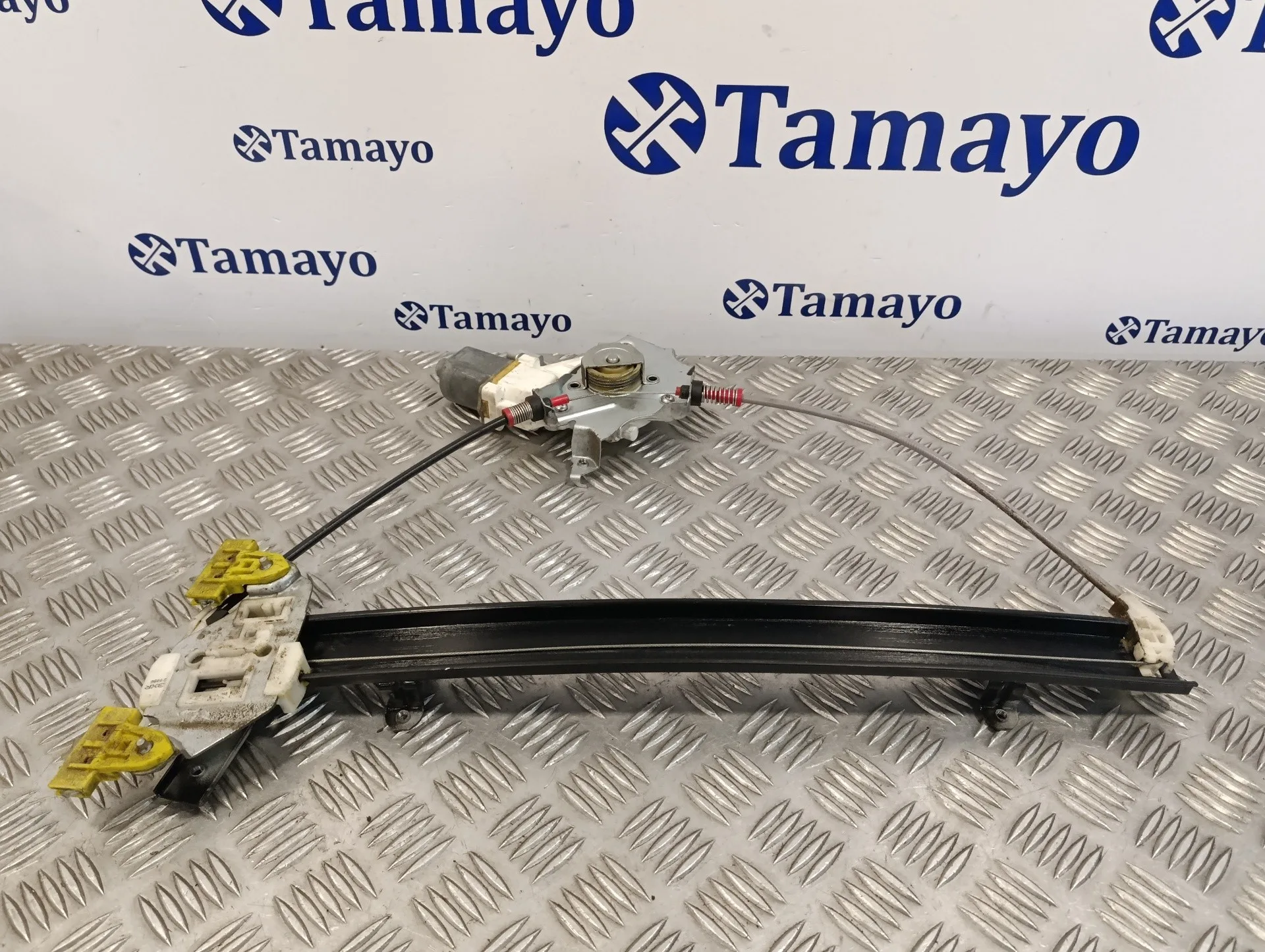 Elevalunas Delantero Derecho para Nissan Micra (K12E)