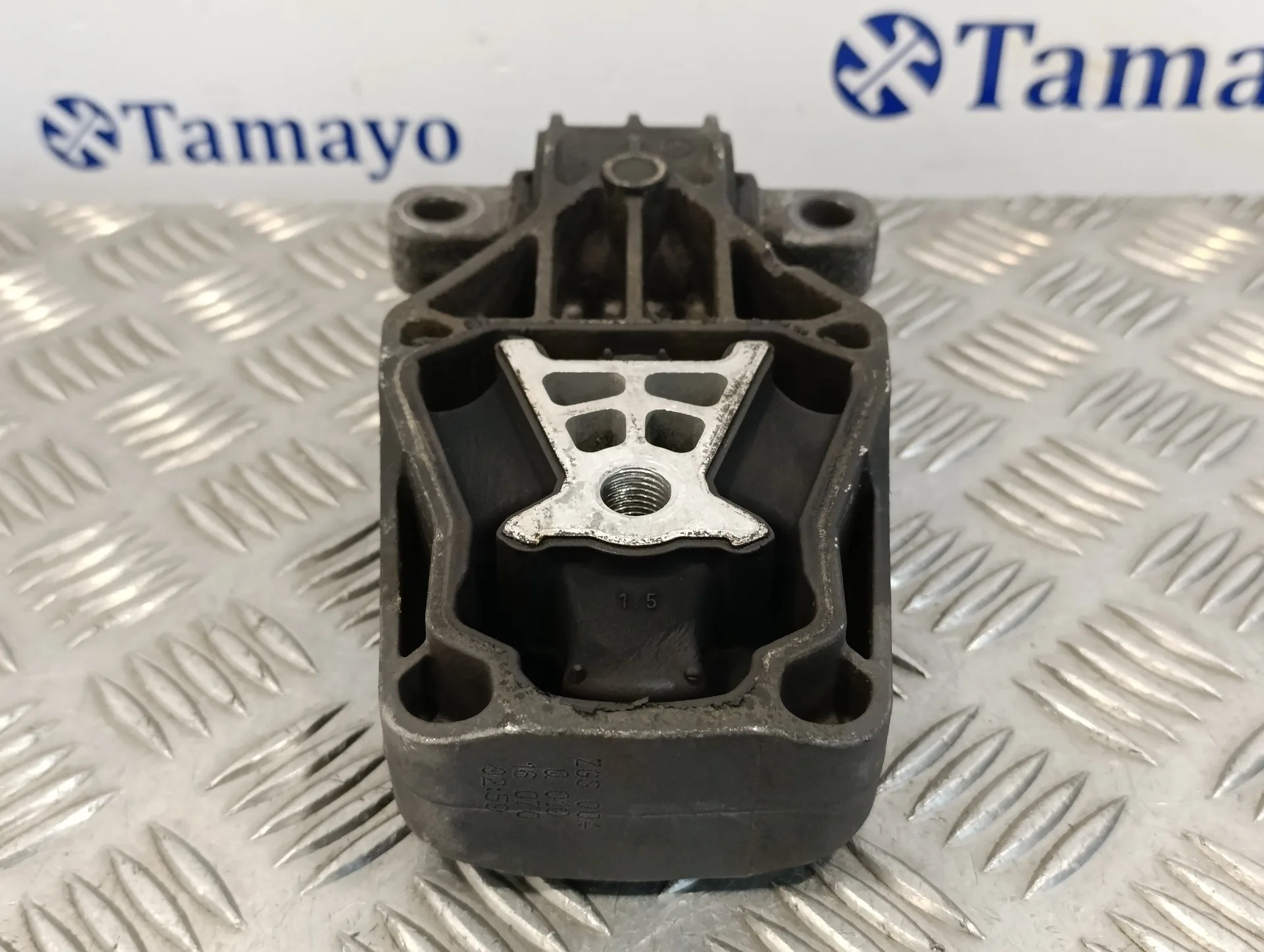 Soporte Motor Trasero para Mercedes-Benz Clase Gla (W156)