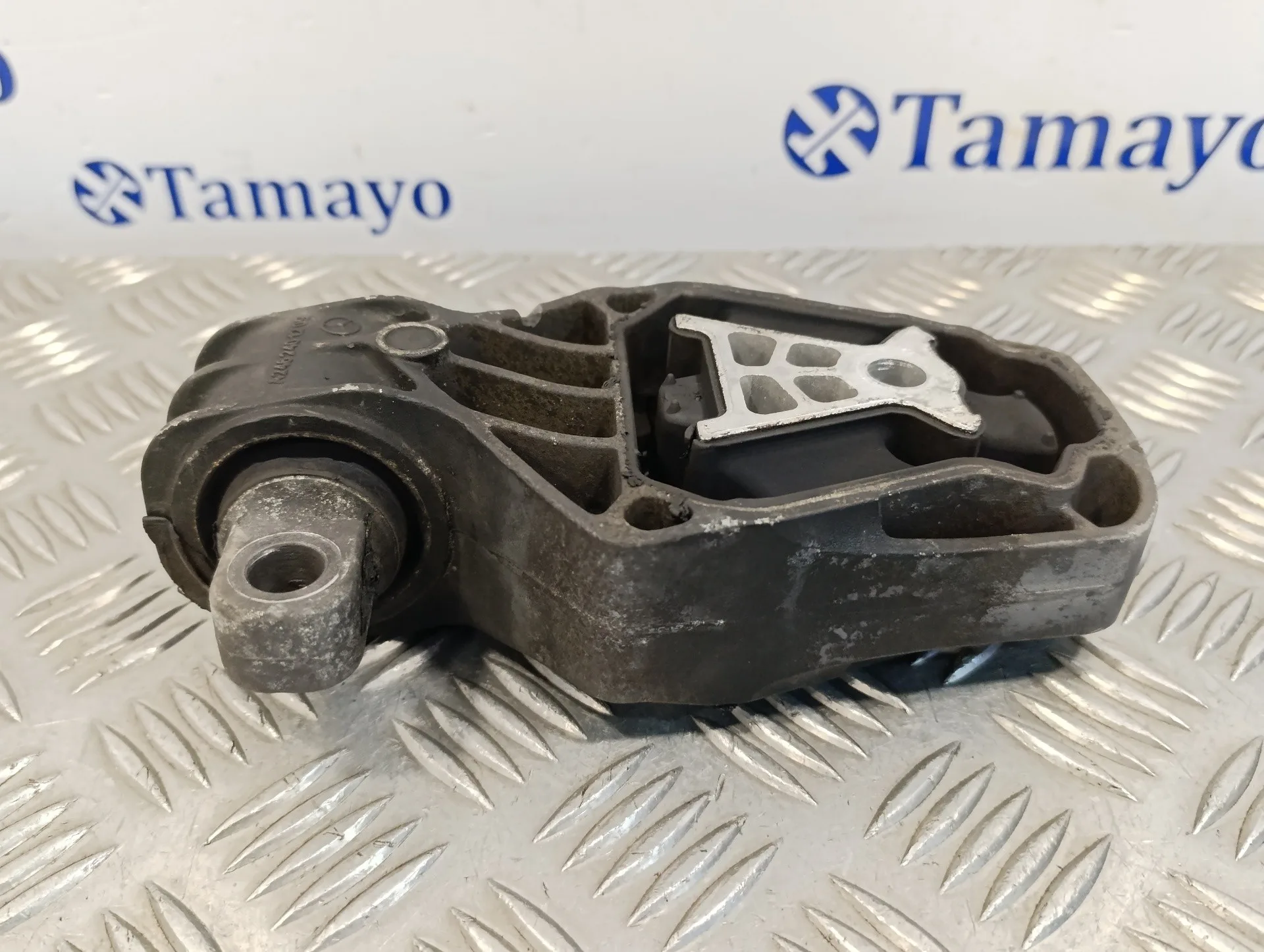 Soporte Motor Trasero para Mercedes-Benz Clase Gla (W156)