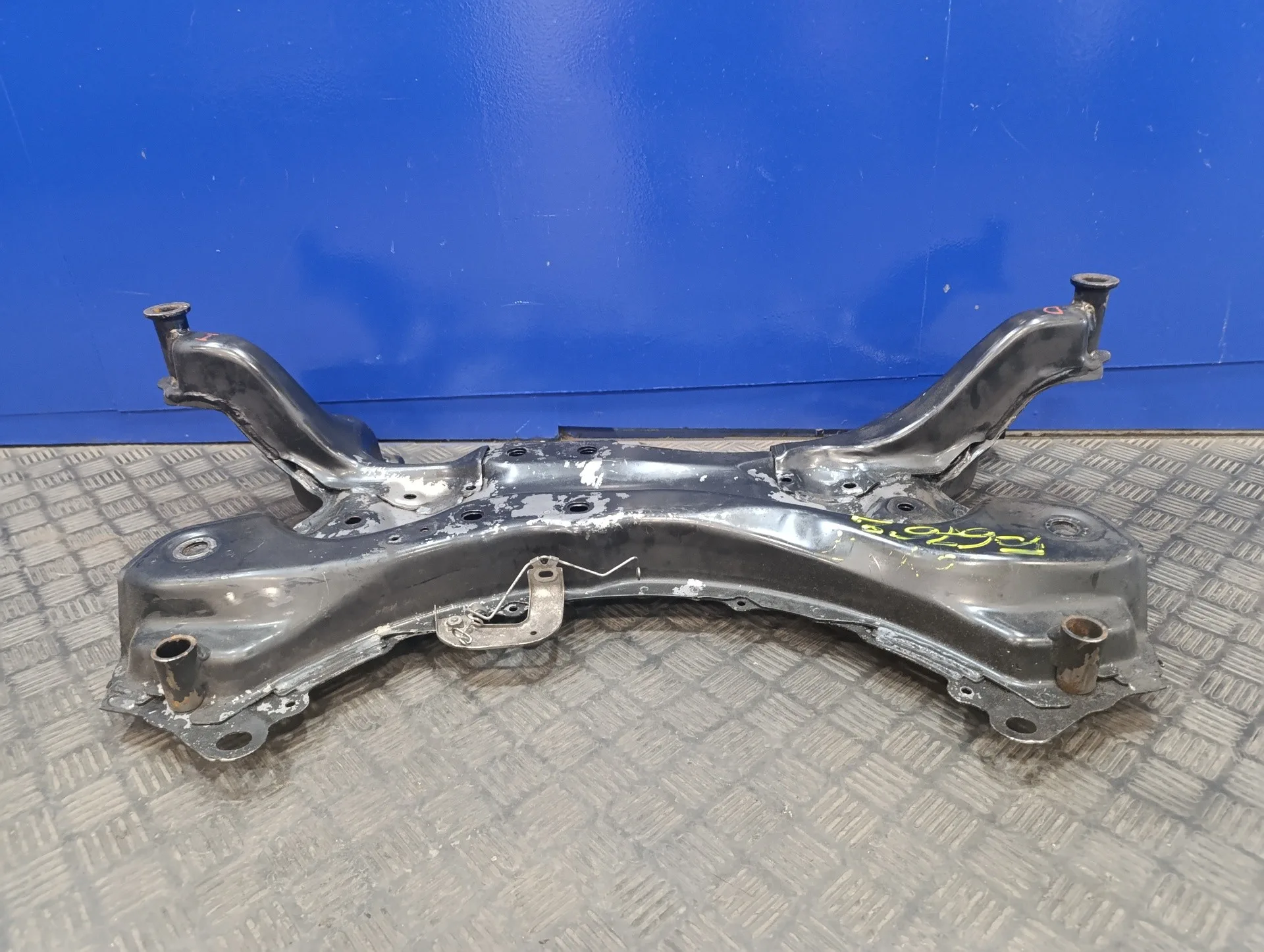 Puente Delantero para Toyota Prius (Nhw30)