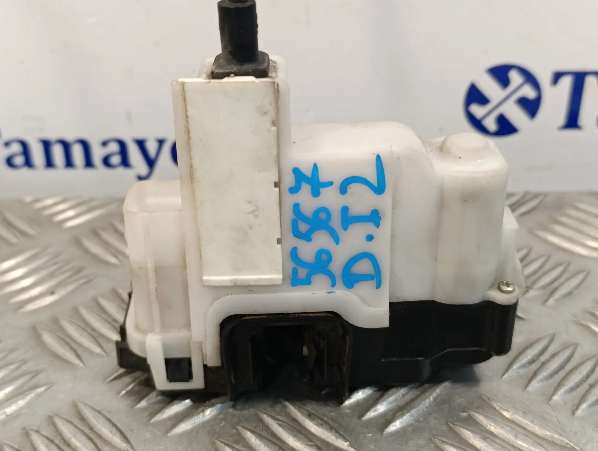 Cerradura Puerta Delantera Izquierda para Fiat Nuova 500 (150)