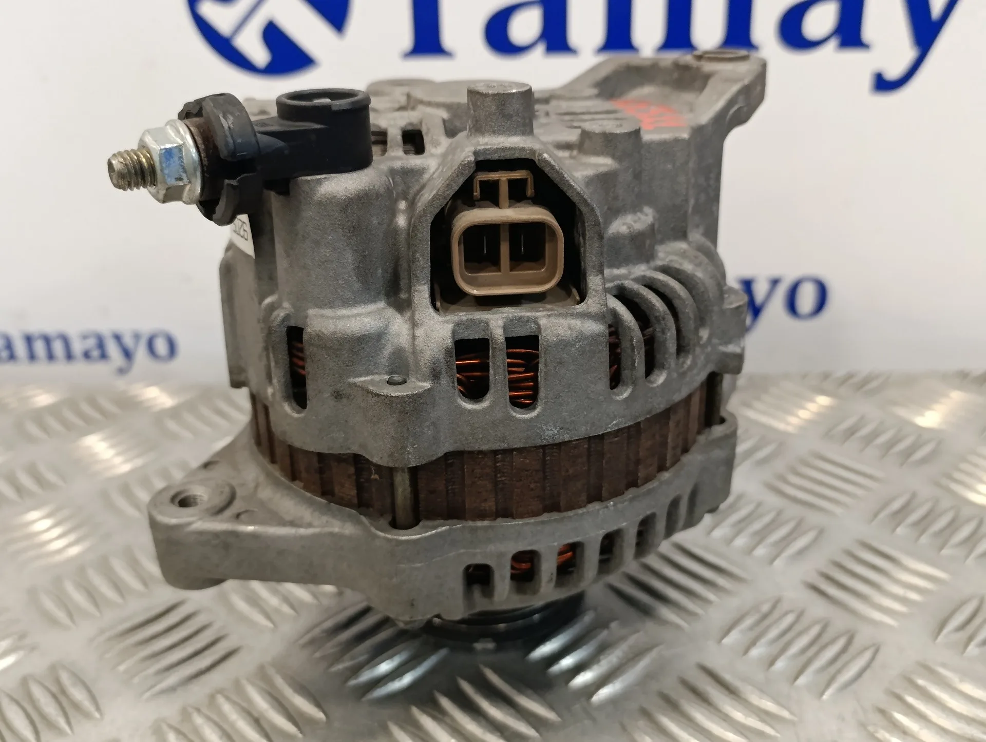 Alternador para Nissan Primera Berlina (P12)