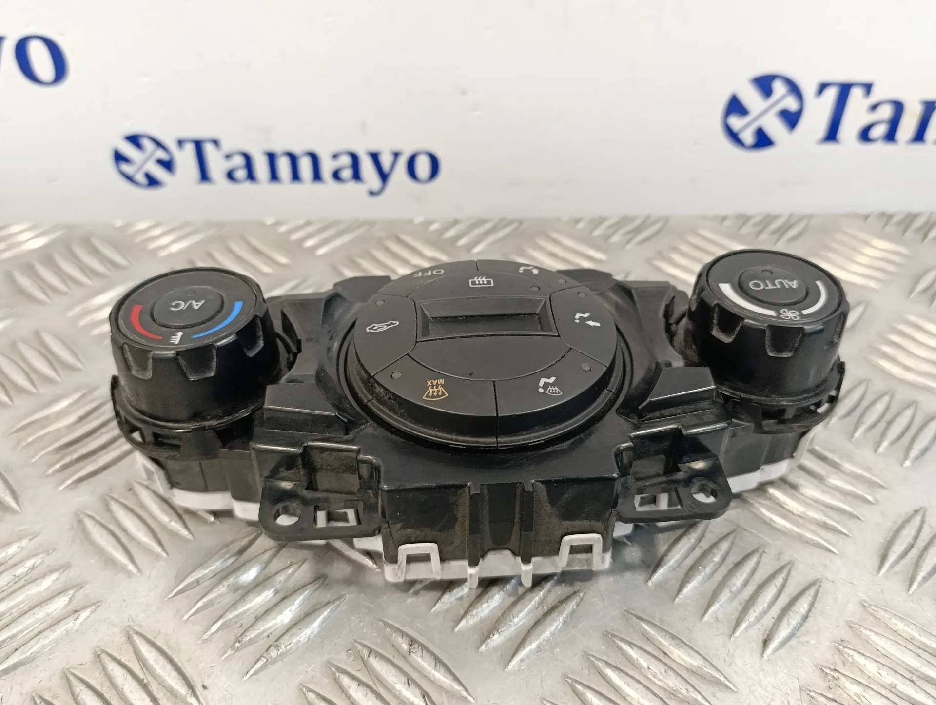 Mando Climatizador para Ford Fiesta (Cb1)