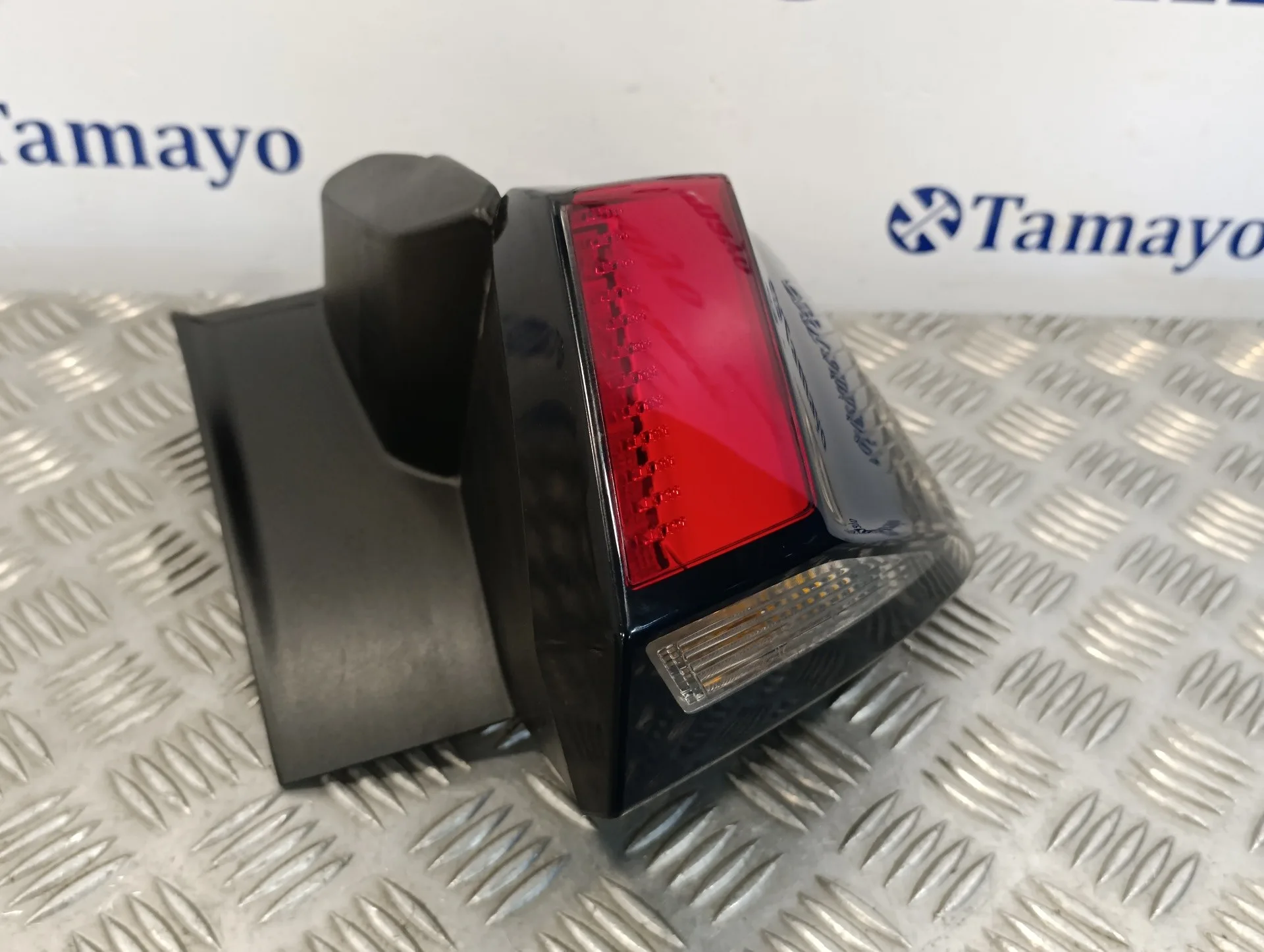 Piloto Trasero Derecho para Peugeot 3008