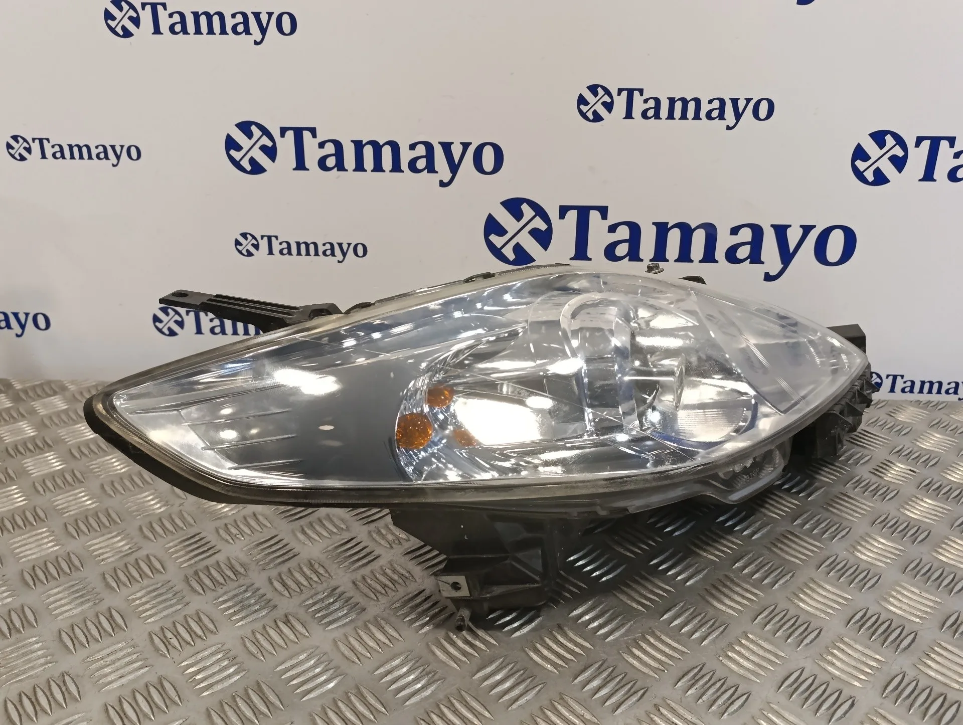 Faro Derecho para Mazda 5 Berl. (Cr)