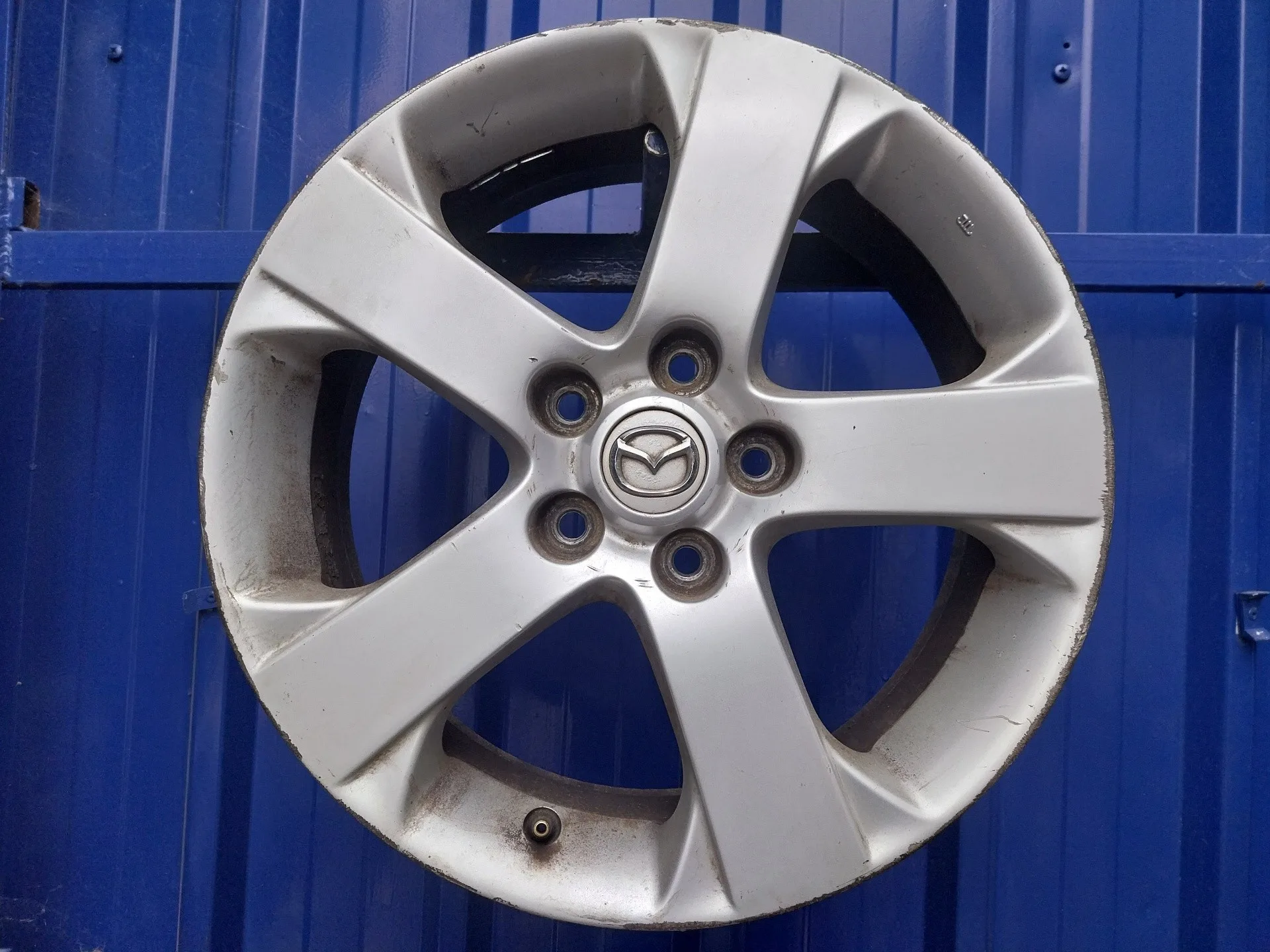 Llanta para Mazda 5 Berl. (Cr)