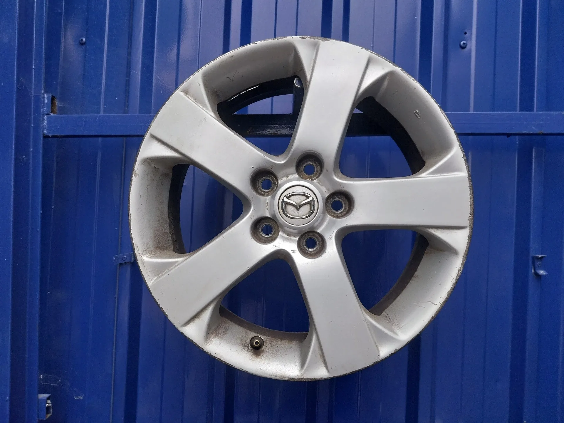 Llanta para Mazda 5 Berl. (Cr)