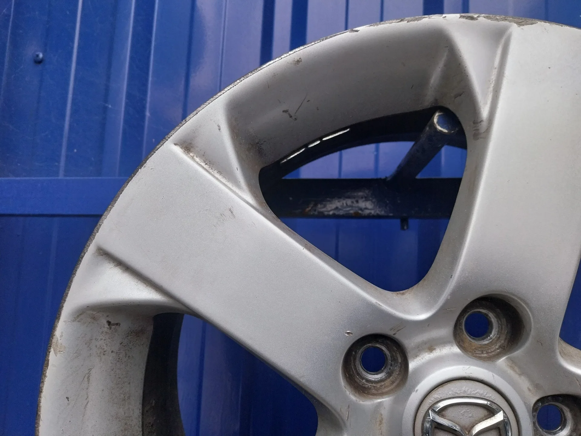 Llanta para Mazda 5 Berl. (Cr)