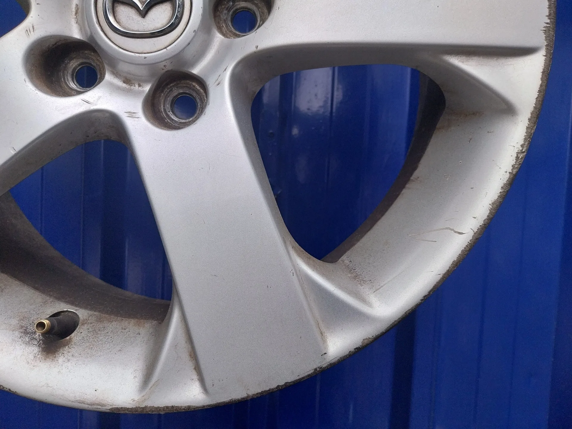 Llanta para Mazda 5 Berl. (Cr)