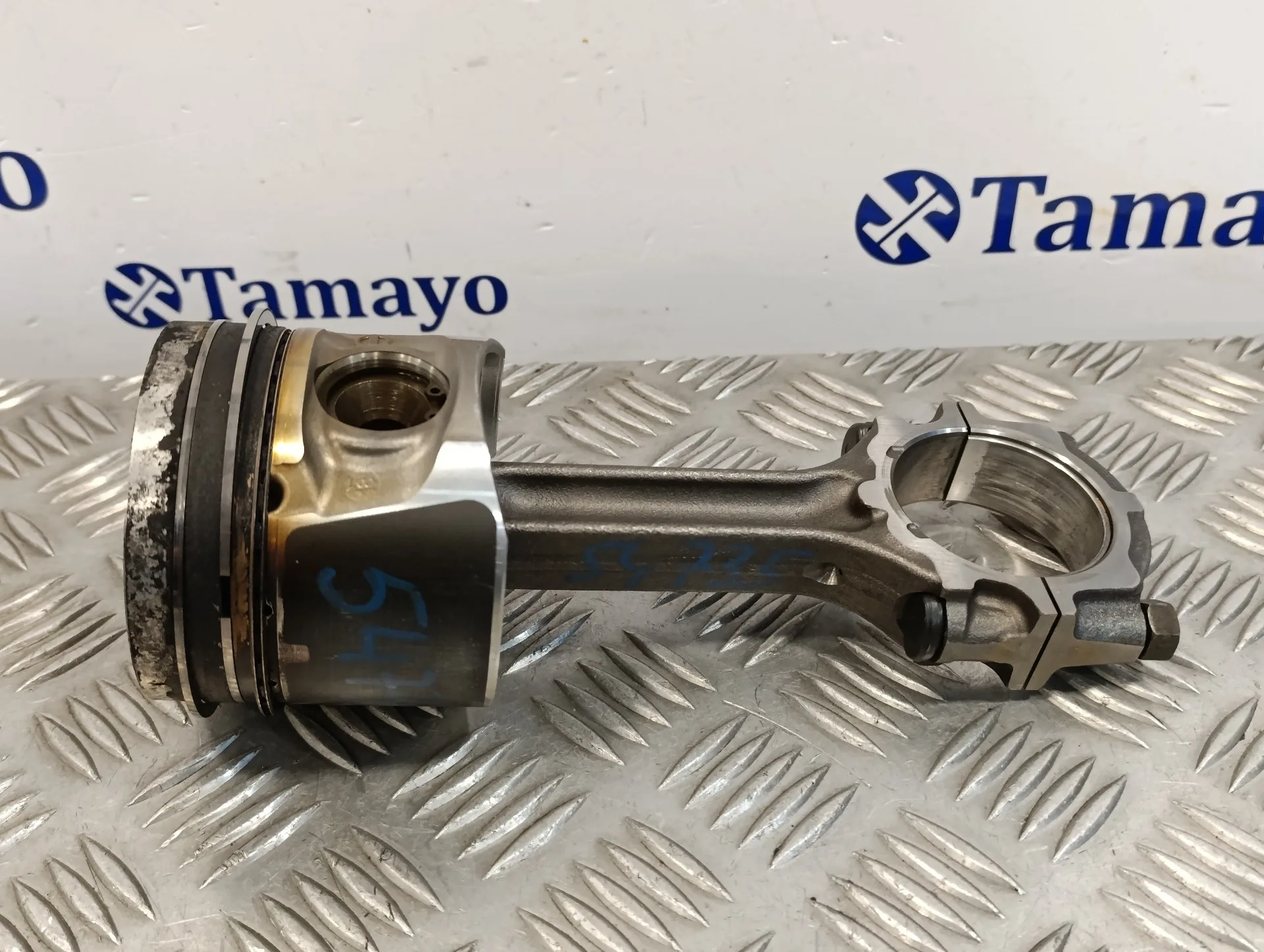 Biela para Nissan Cabstar ->09.06