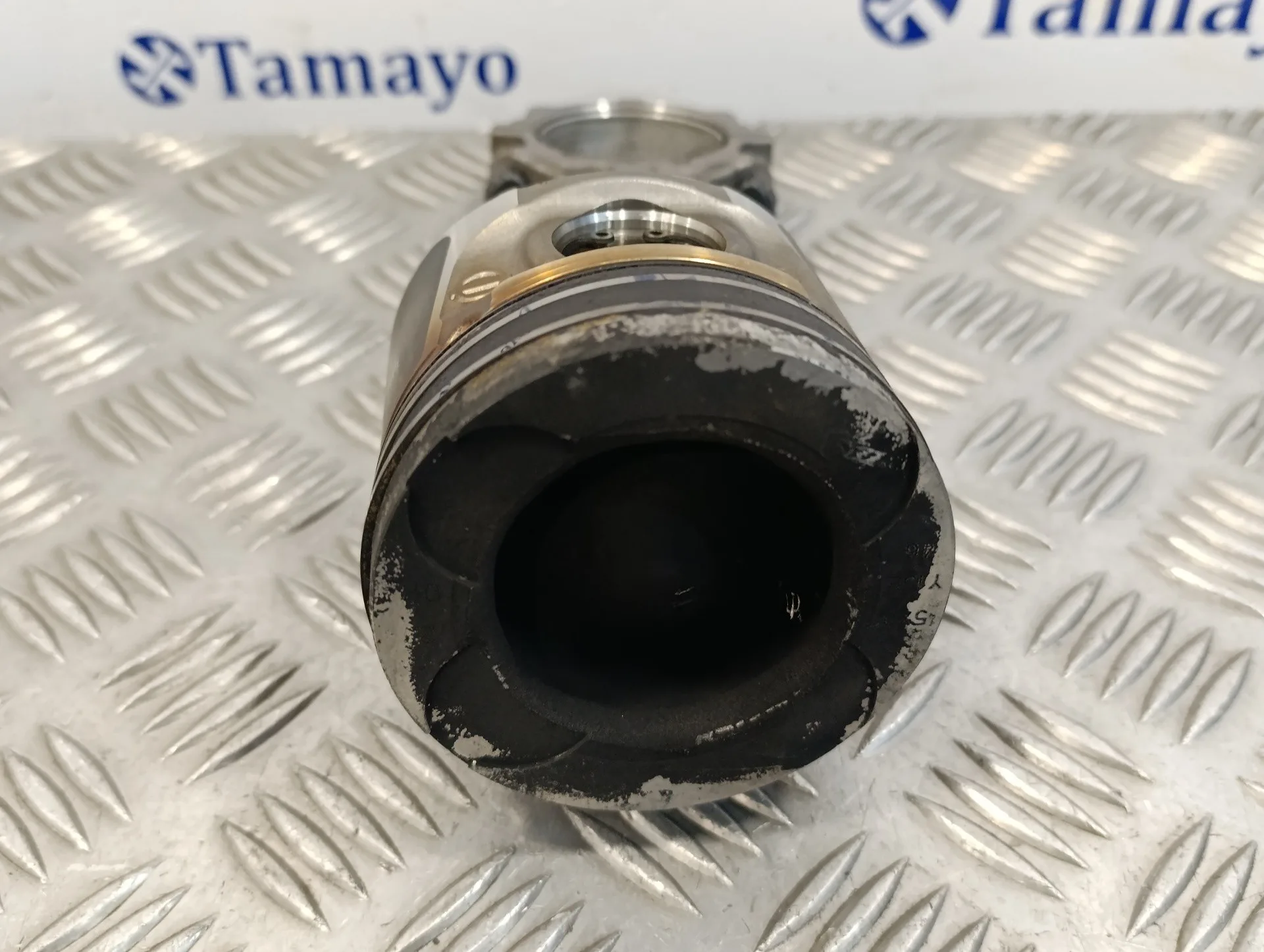 Biela para Nissan Cabstar ->09.06