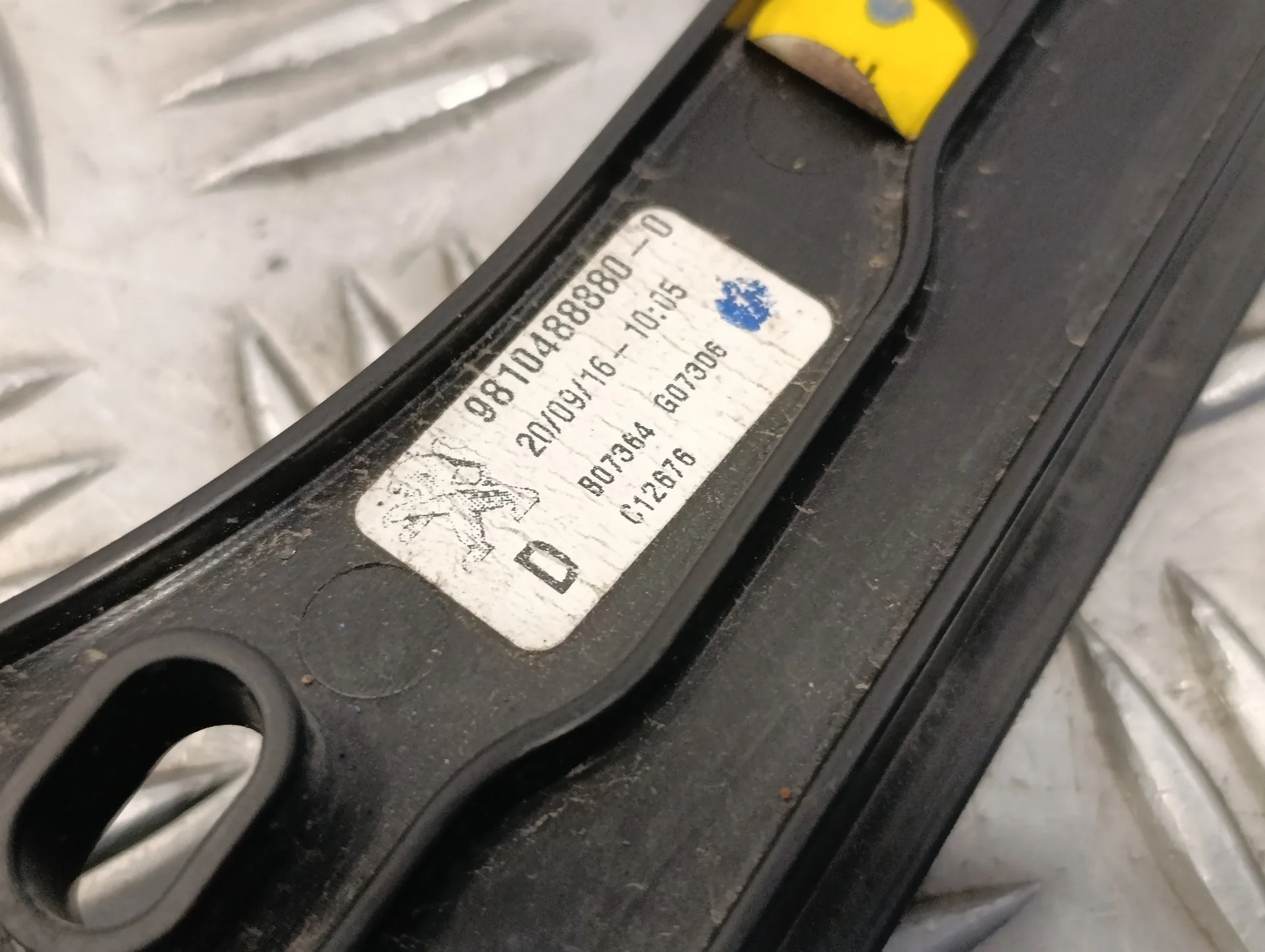 Elevalunas Delantero Derecho para Peugeot 3008