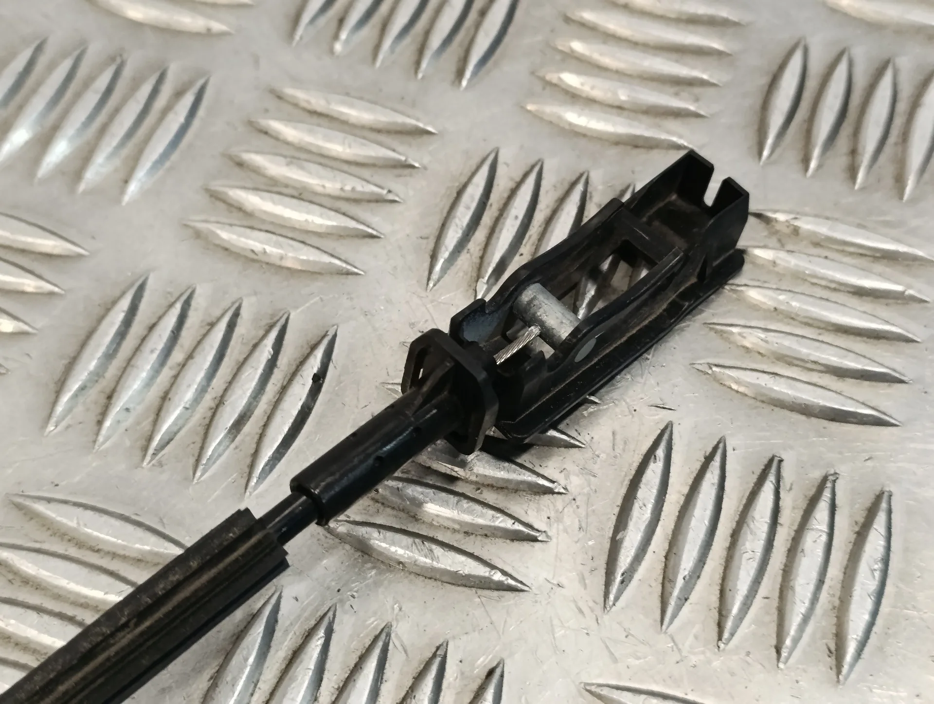 Cerradura Puerta Delantera Derecha para Ford Fiesta (Cb1)