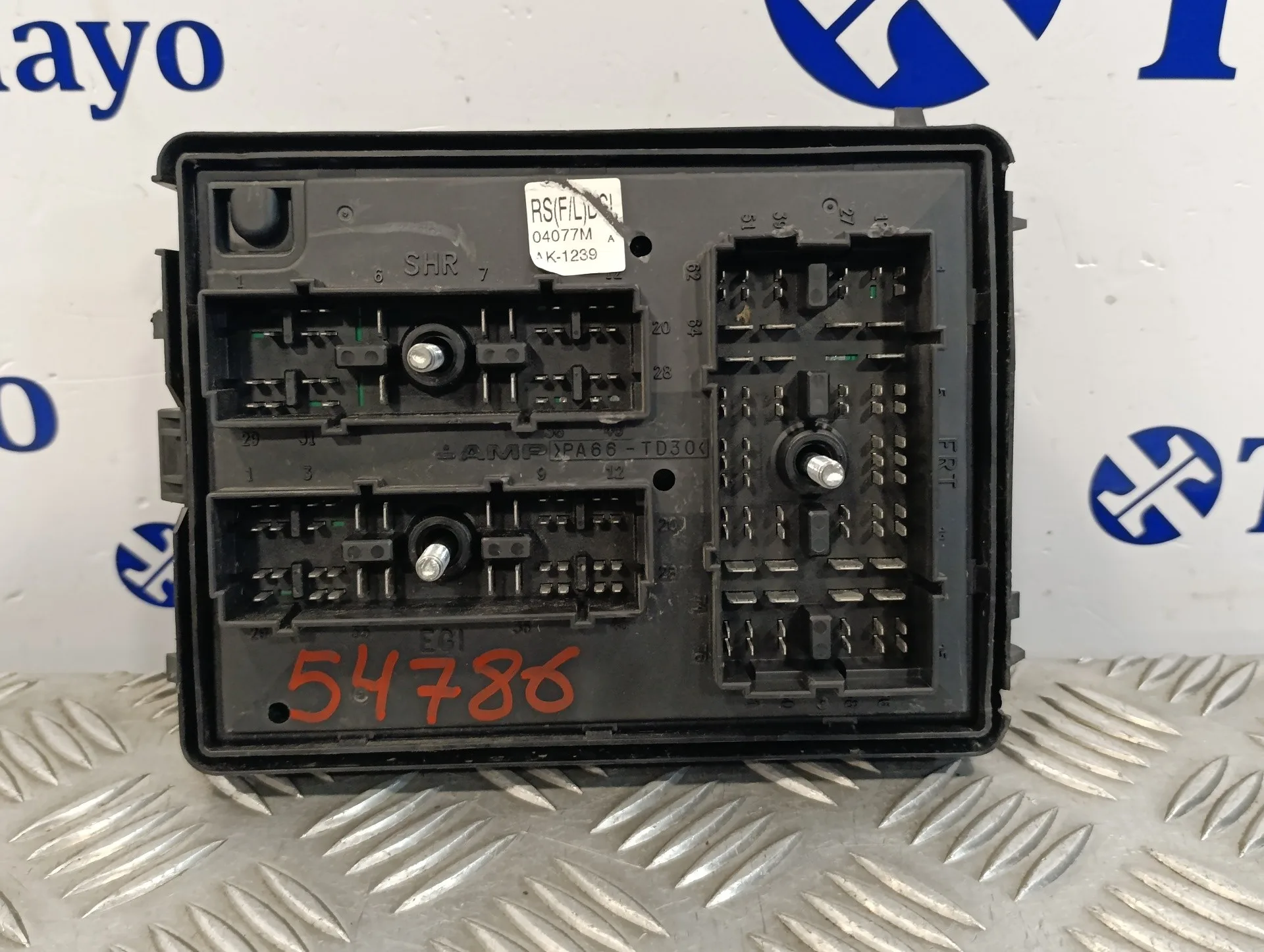Caja Reles / Fusibles para Kia Carens