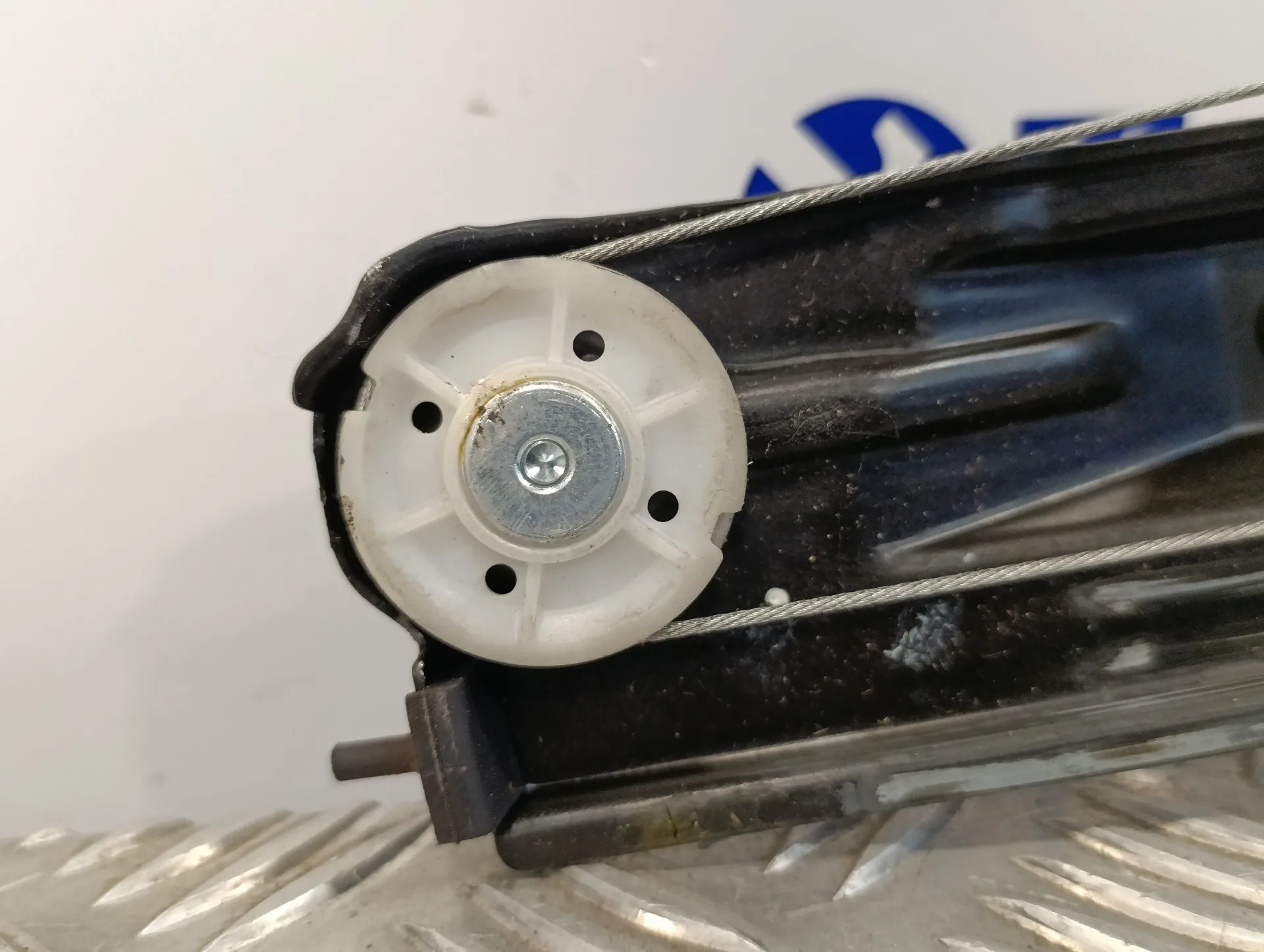 Elevalunas Delantero Derecho para Opel Combo D