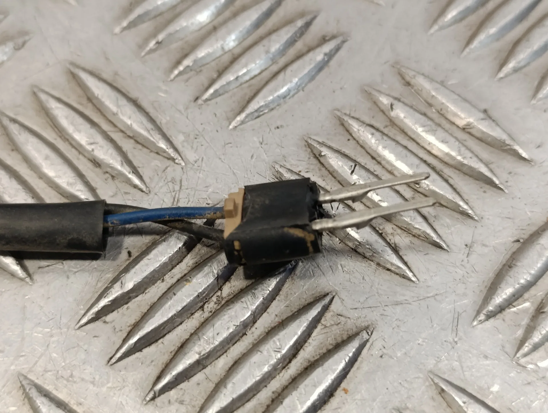 Cerradura Puerta Trasera Izquierda para Kia Carens
