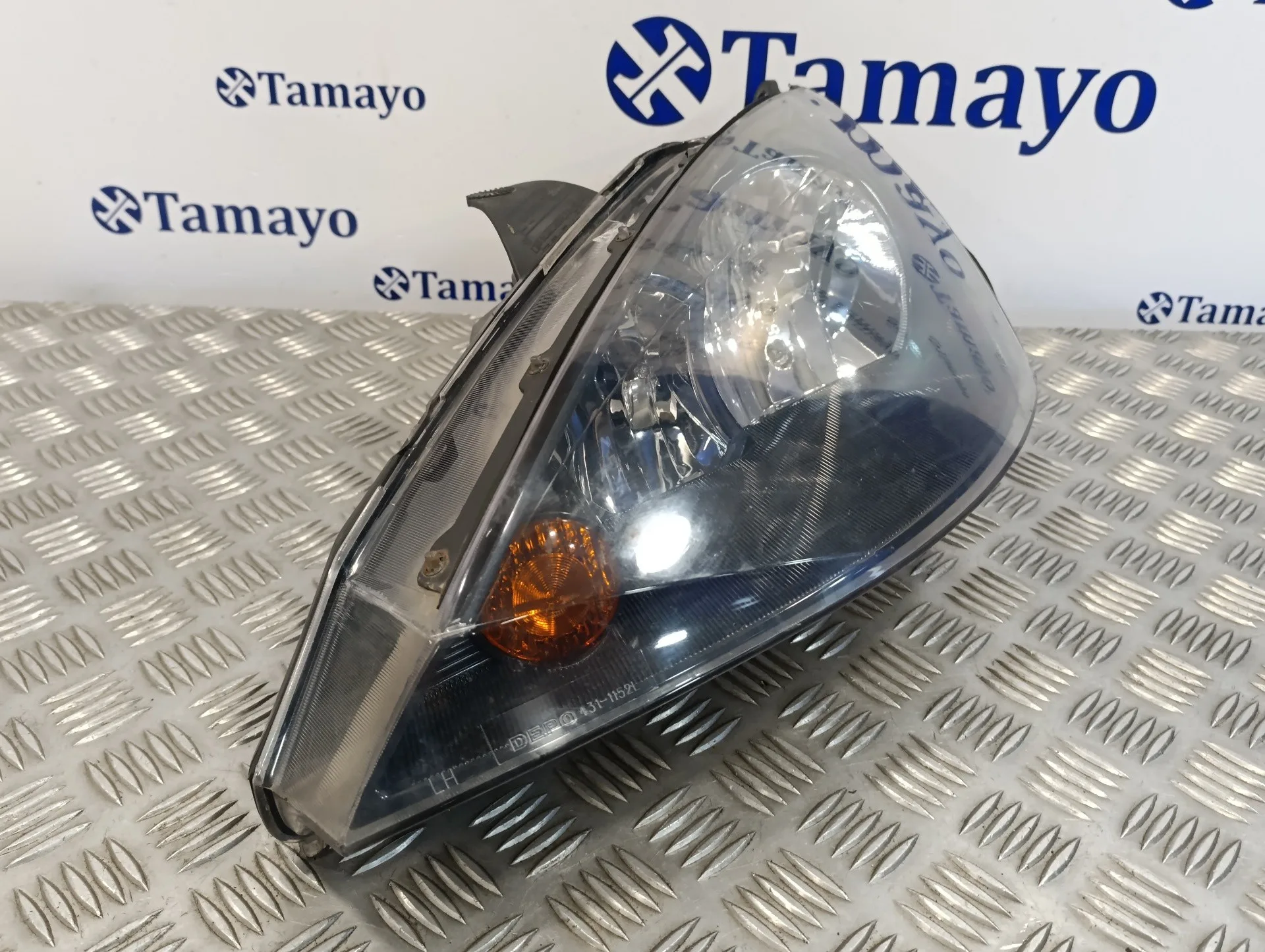 Faro Izquierdo para Ford Focus Berlina (Cak)