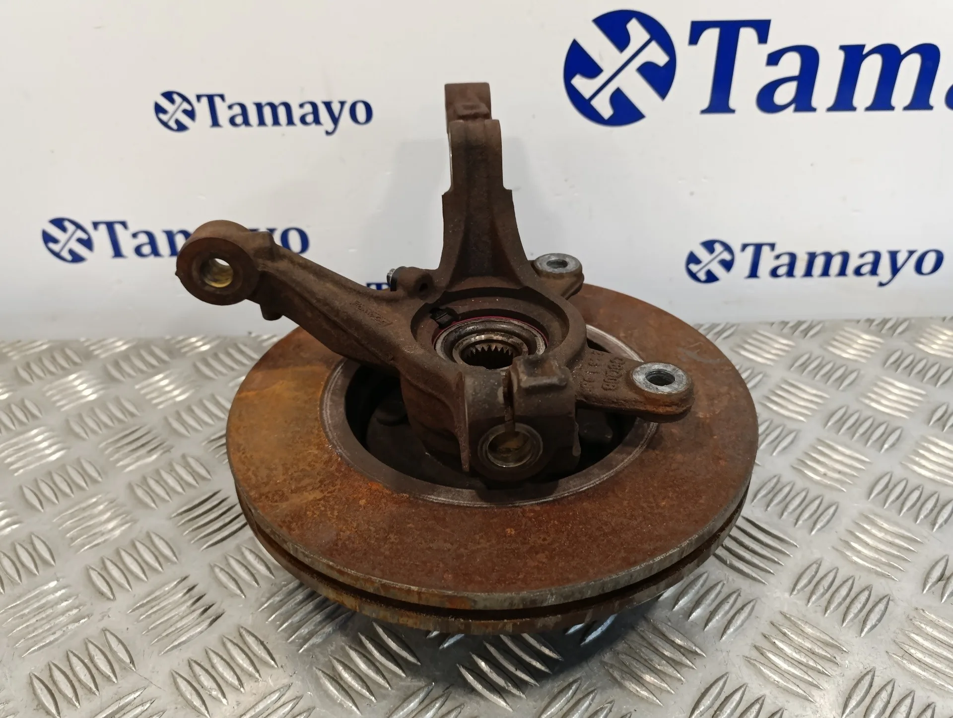 Mangueta Delantera Izquierda para Ford Fiesta (Cb1)