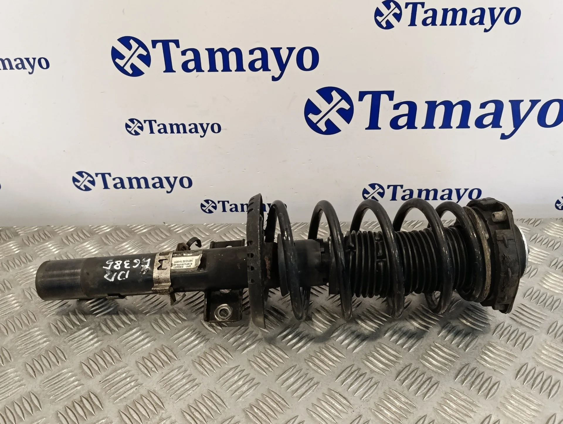 Amortiguador Delantero Derecho para Volkswagen Polo (9N1)