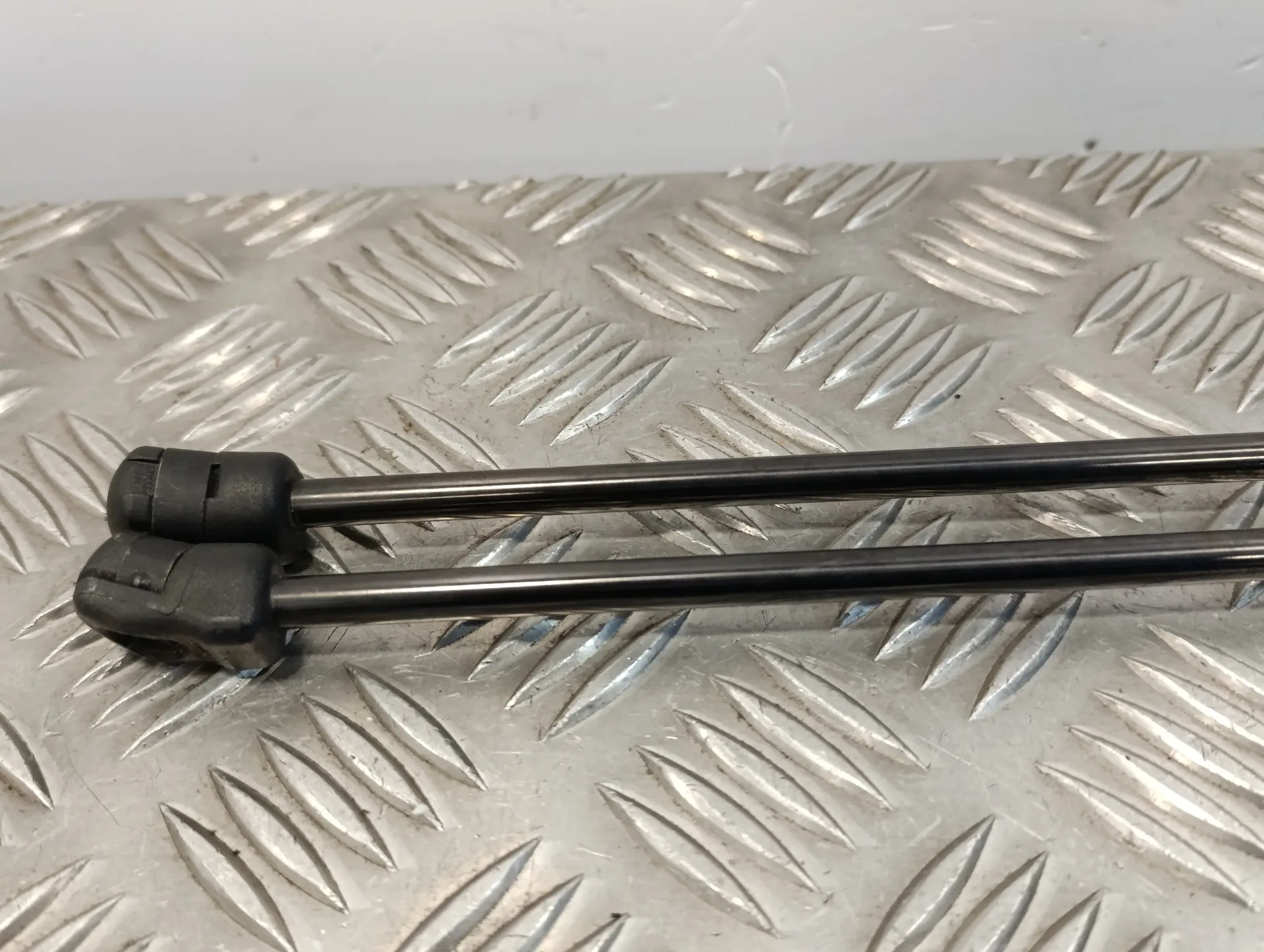 Amortiguadores Maletero / Porton para Seat Leon (5F1)