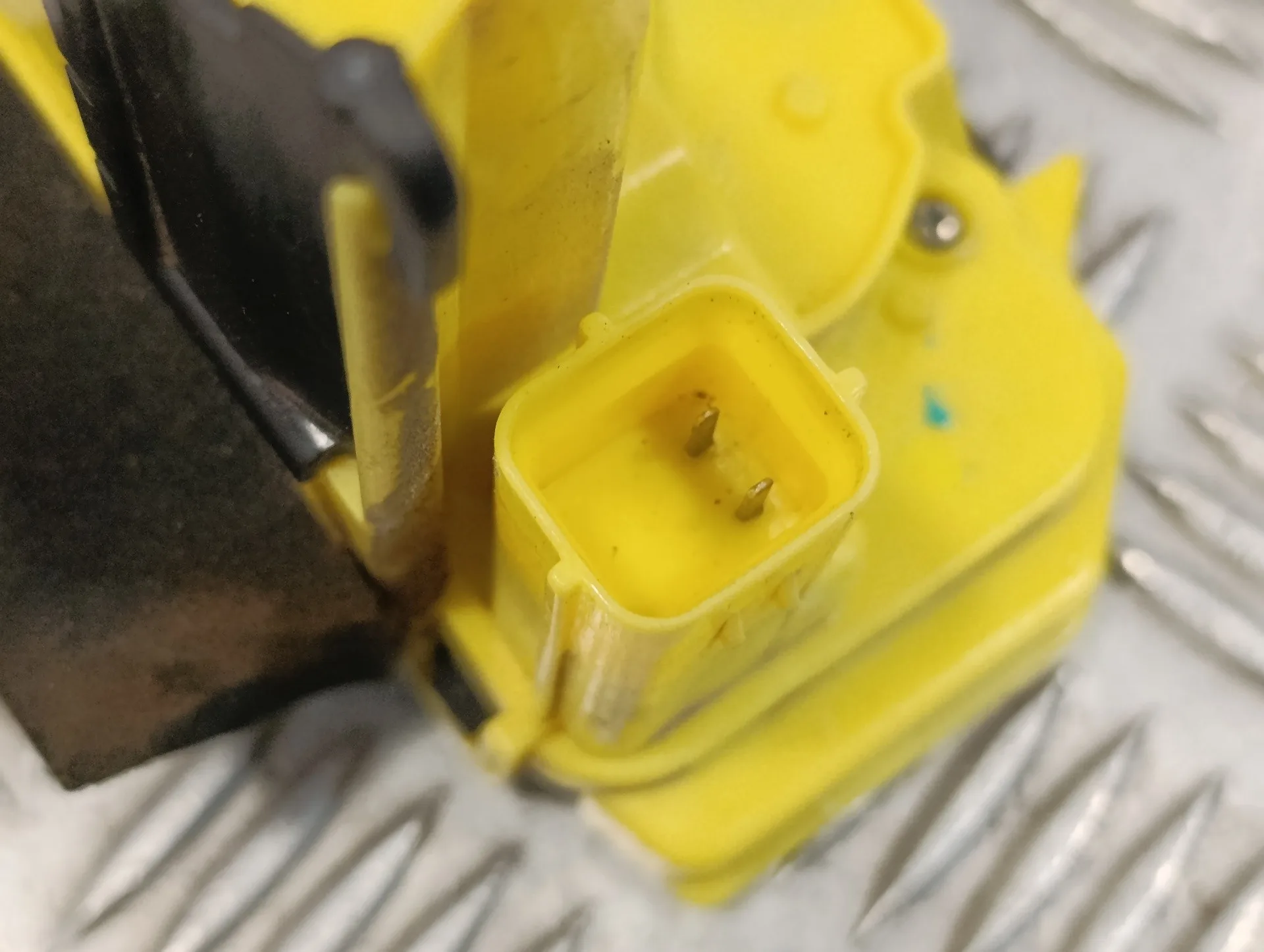Cerradura Puerta Lateral Derecha para Opel Combo D