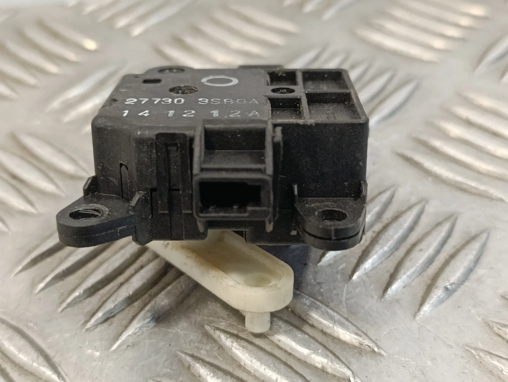 Motor Apertura Trampillas Climatizador para Nissan Pulsar (C13)