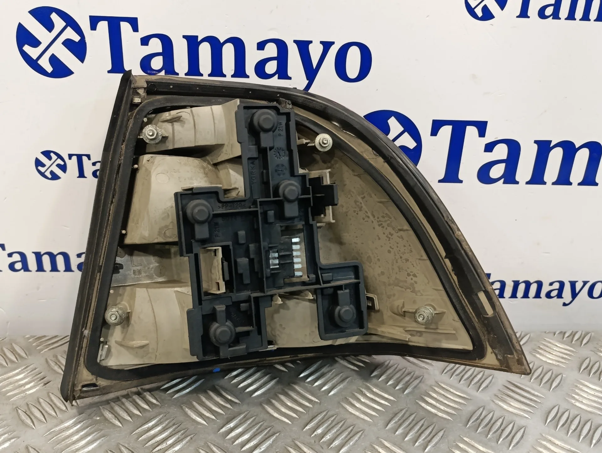 Piloto Trasero Izquierdo para Opel Vectra B Berlina