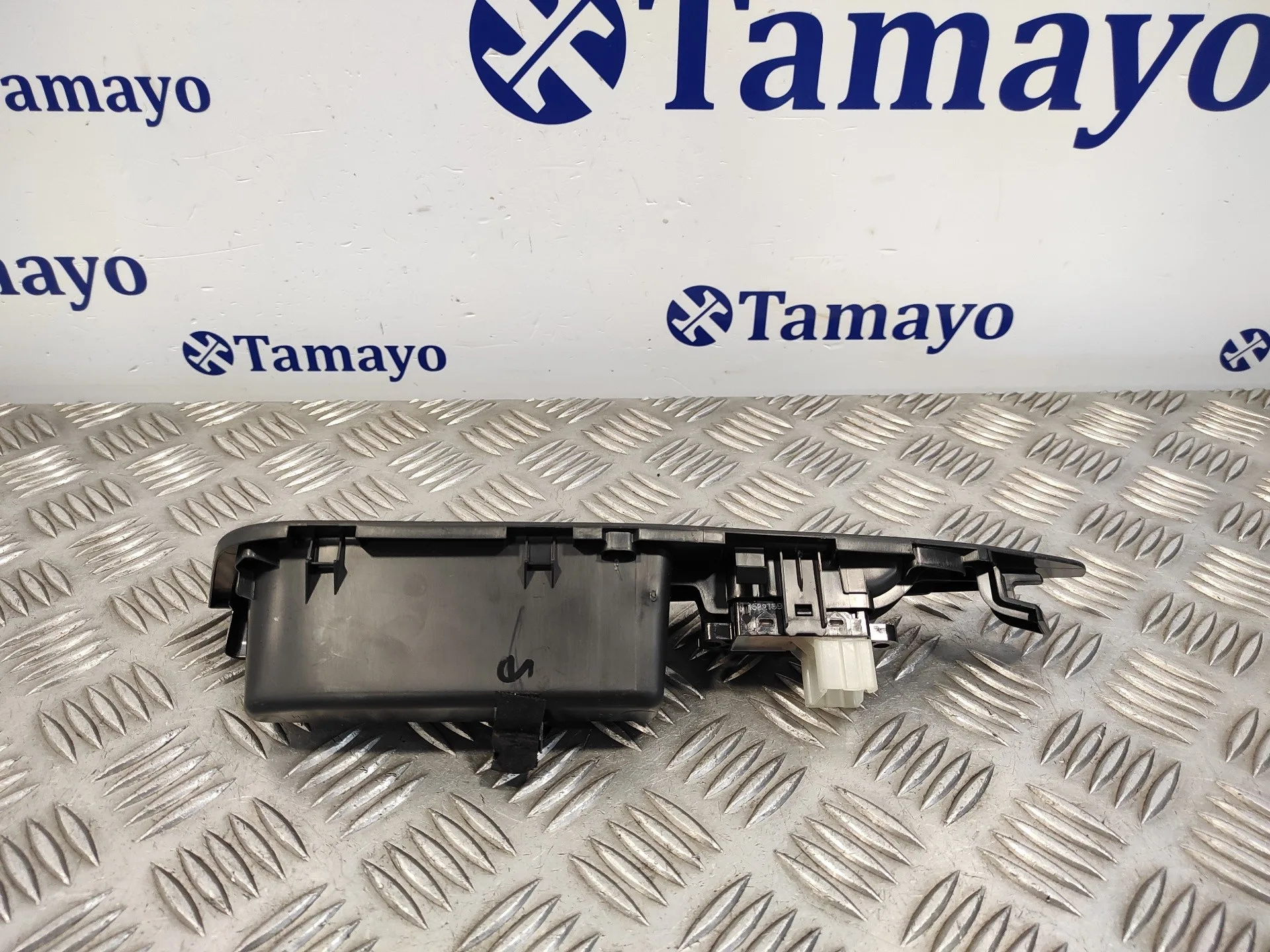 Mando Elevalunas Trasero Izquierdo para Nissan Qashqai (J11)