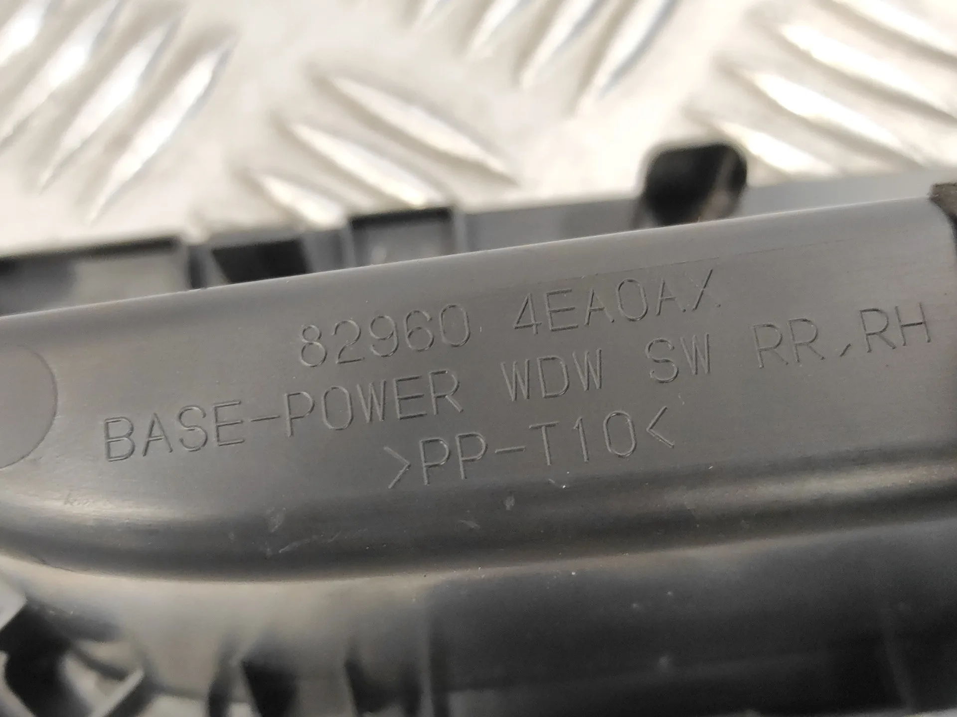 Mando Elevalunas Trasero Derecho para Nissan Qashqai (J11)