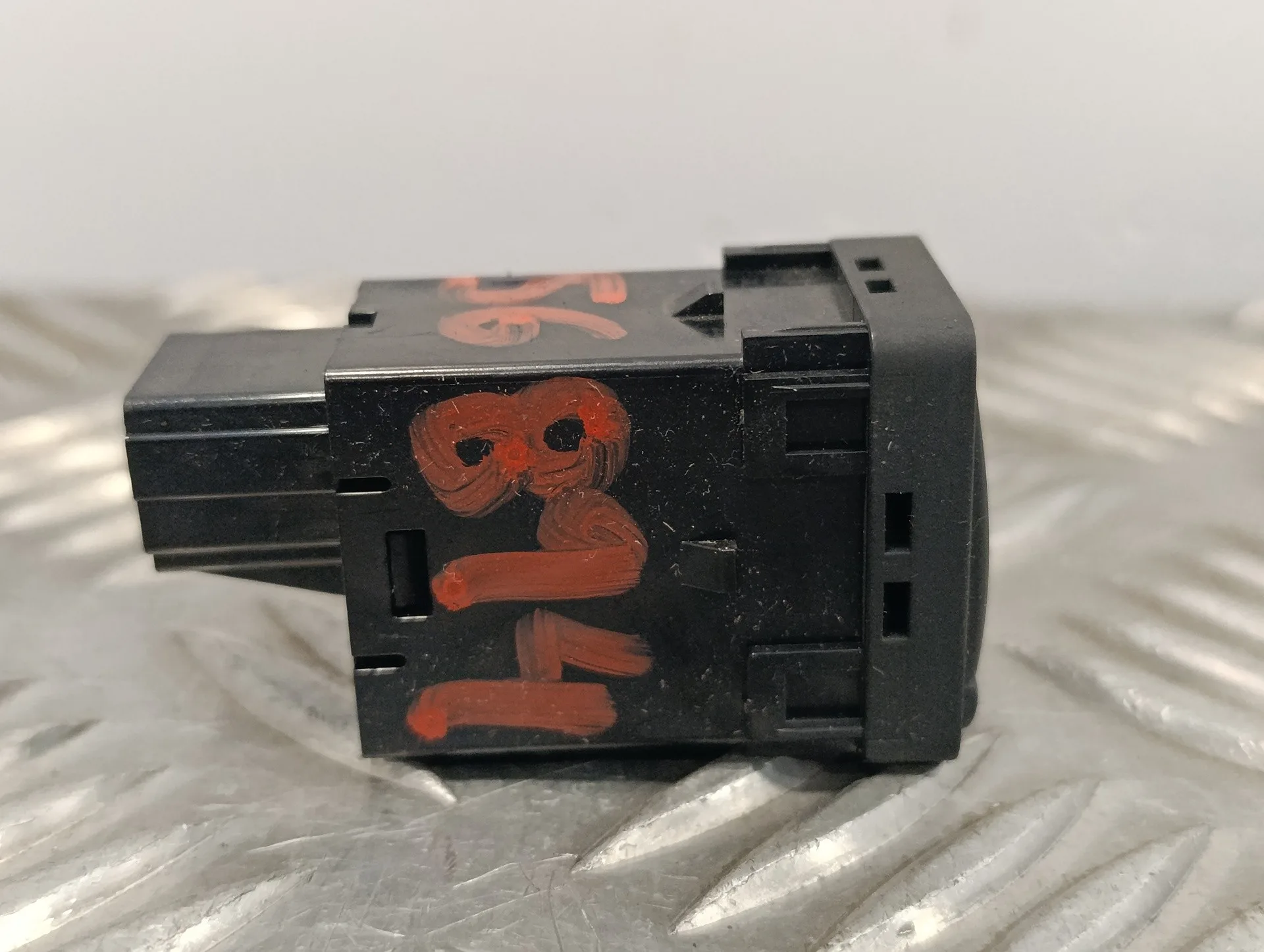 Interruptor para Nissan Qashqai (J11)