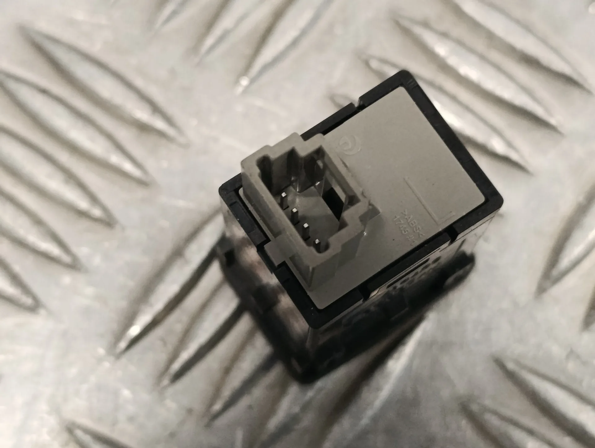 Interruptor para Nissan Qashqai (J11)