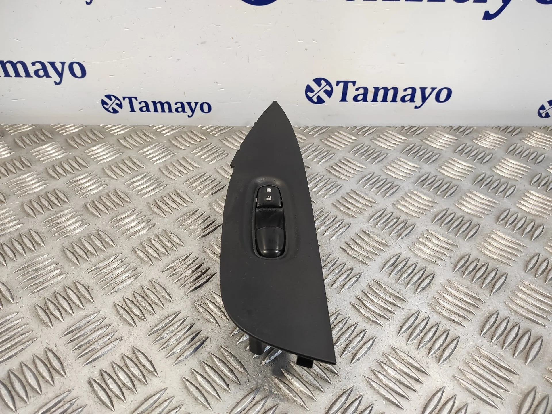 Mando Elevalunas Delantero Derecho para Nissan Qashqai (J11)