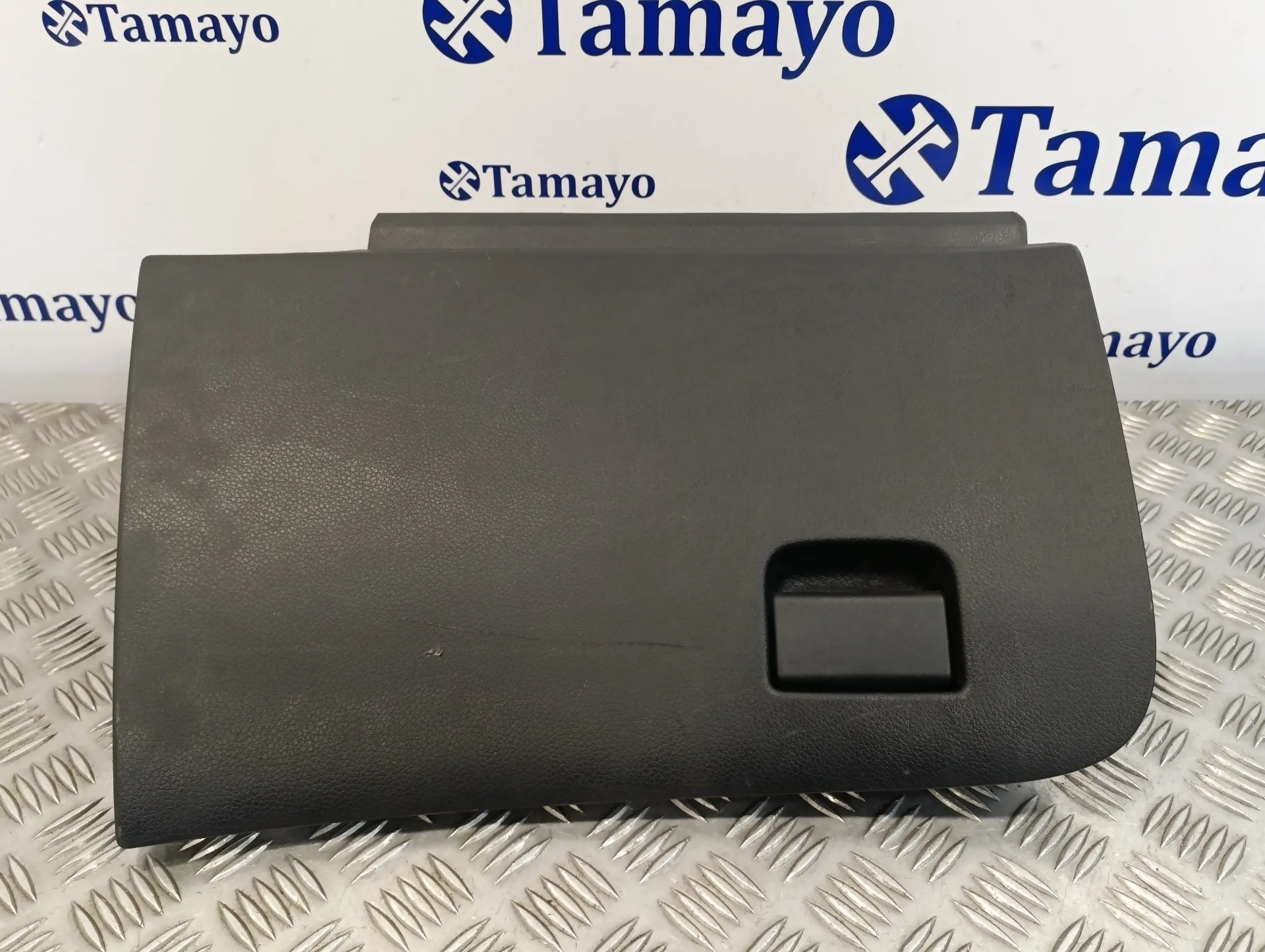 Guantera para Nissan Qashqai (J11)