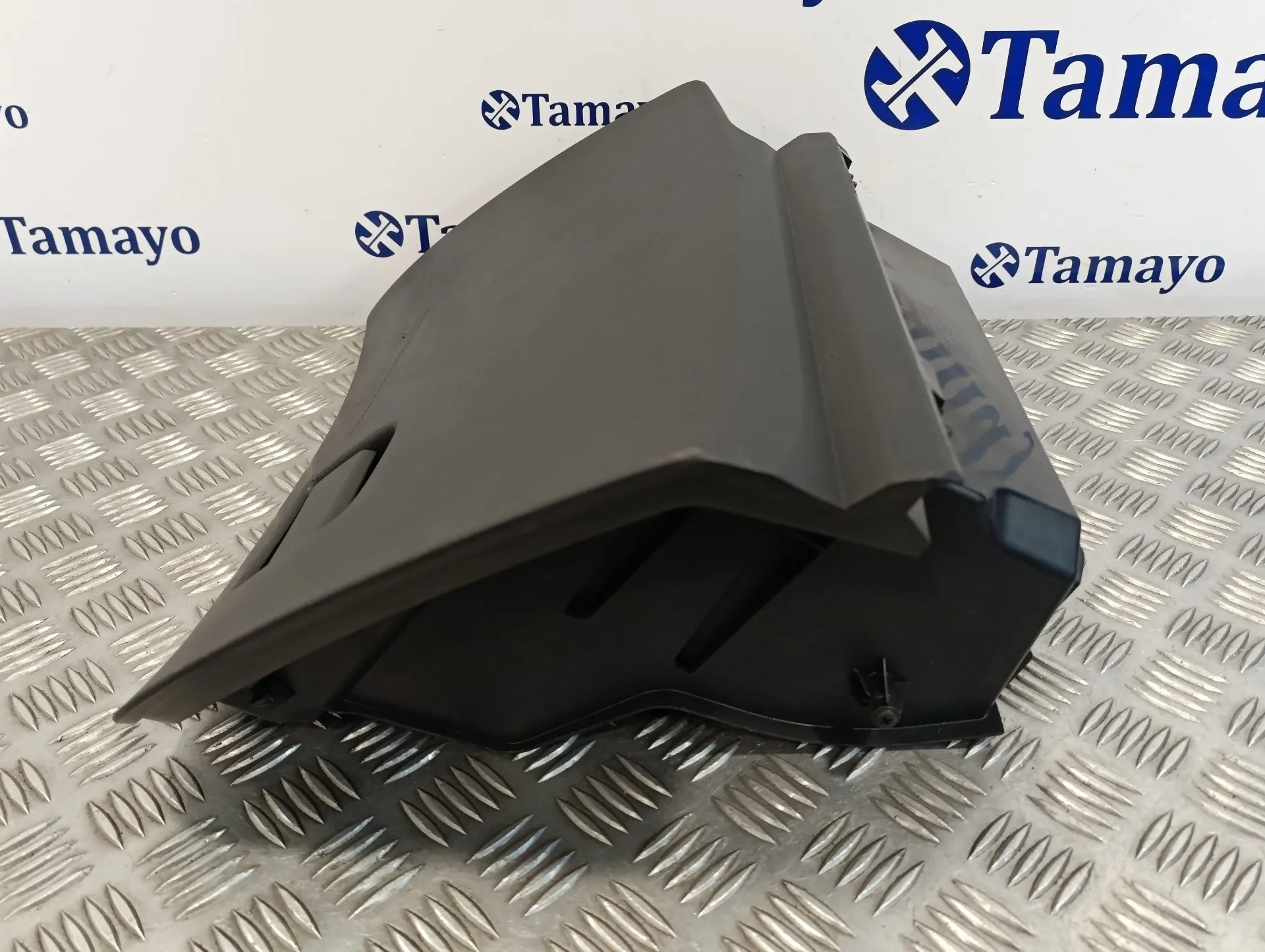 Guantera para Nissan Qashqai (J11)