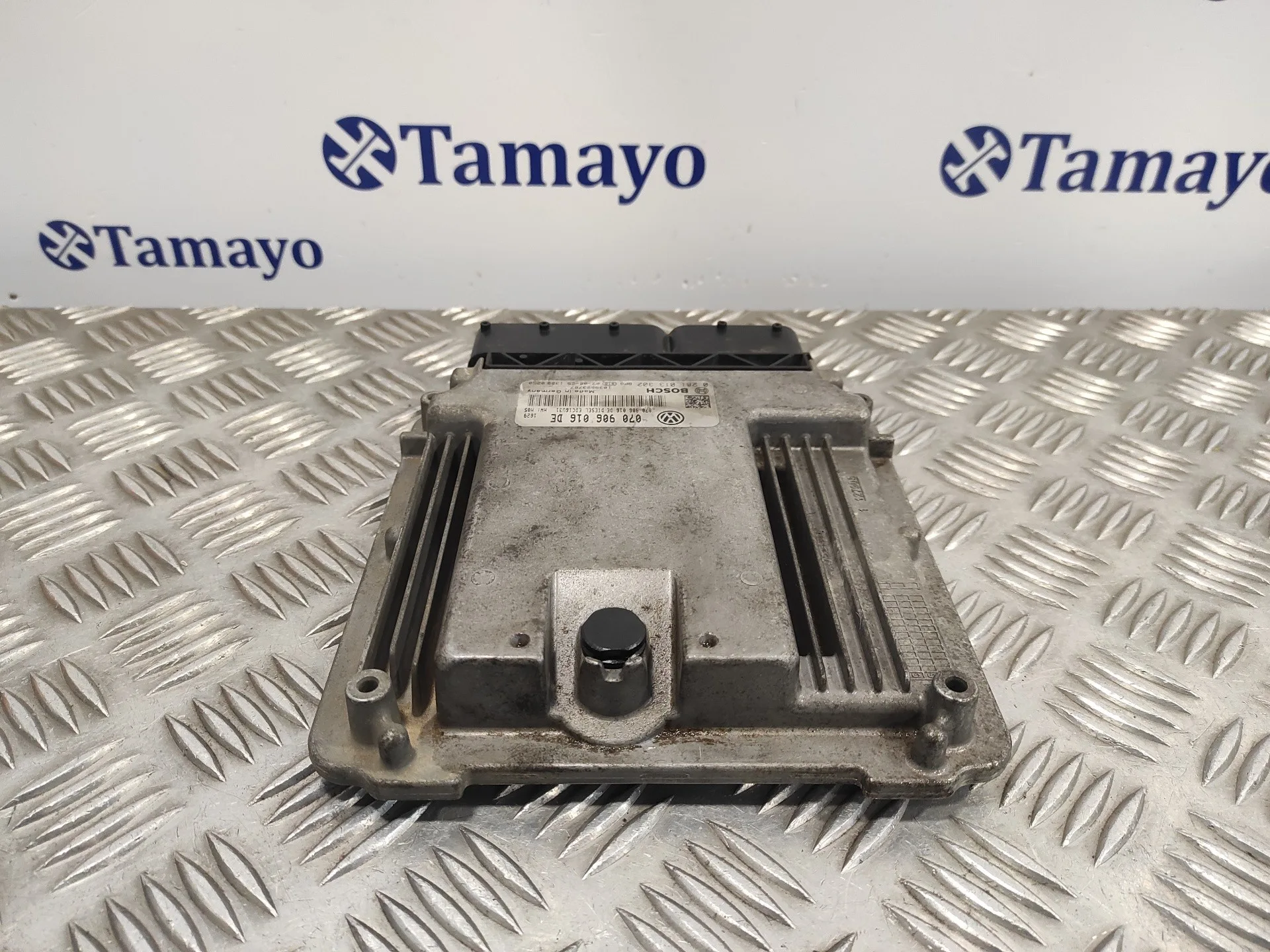 Centralita Motor Uce para Volkswagen Touareg (7L6)