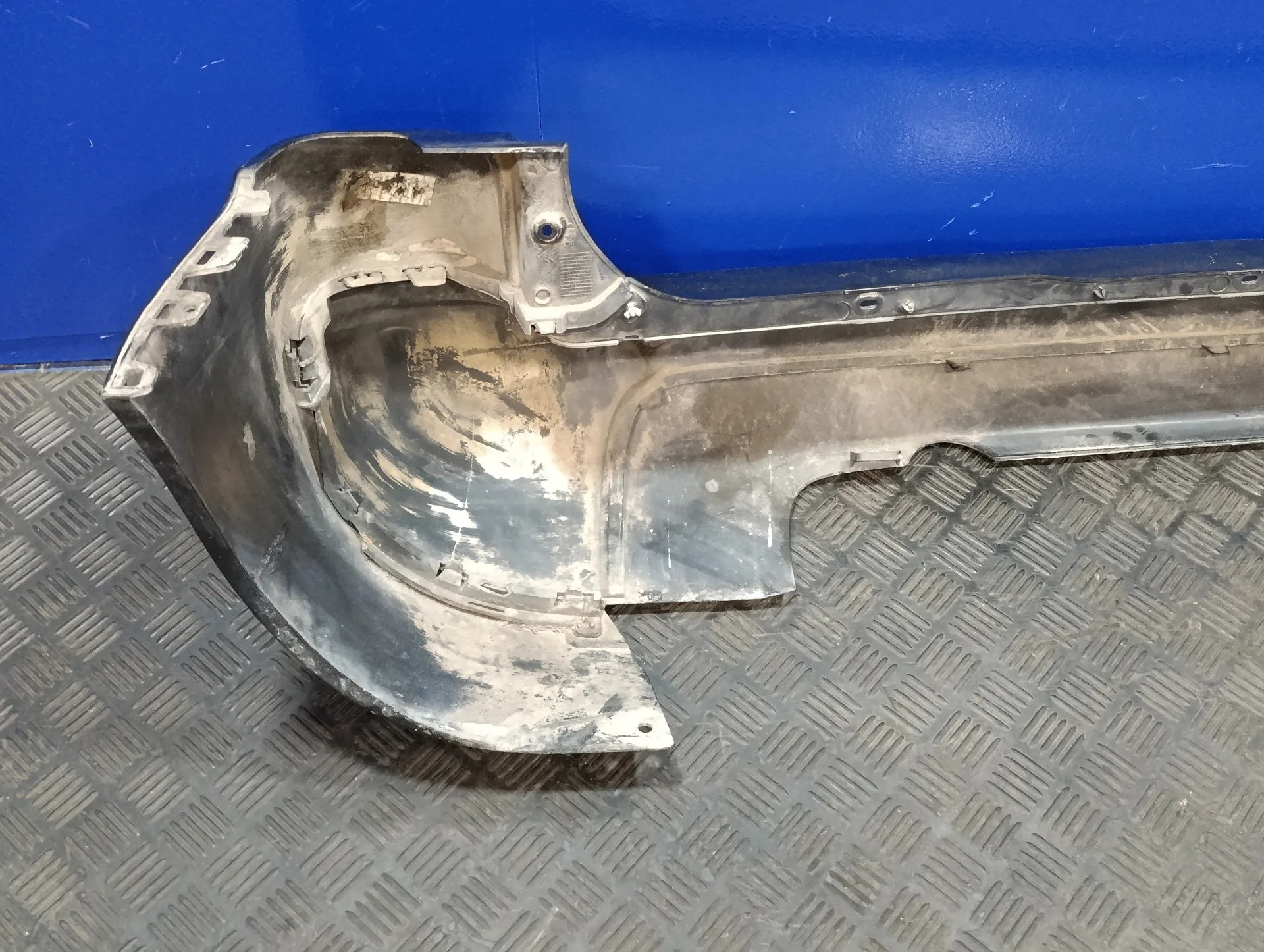Paragolpes Trasero para Peugeot Partner Kombi