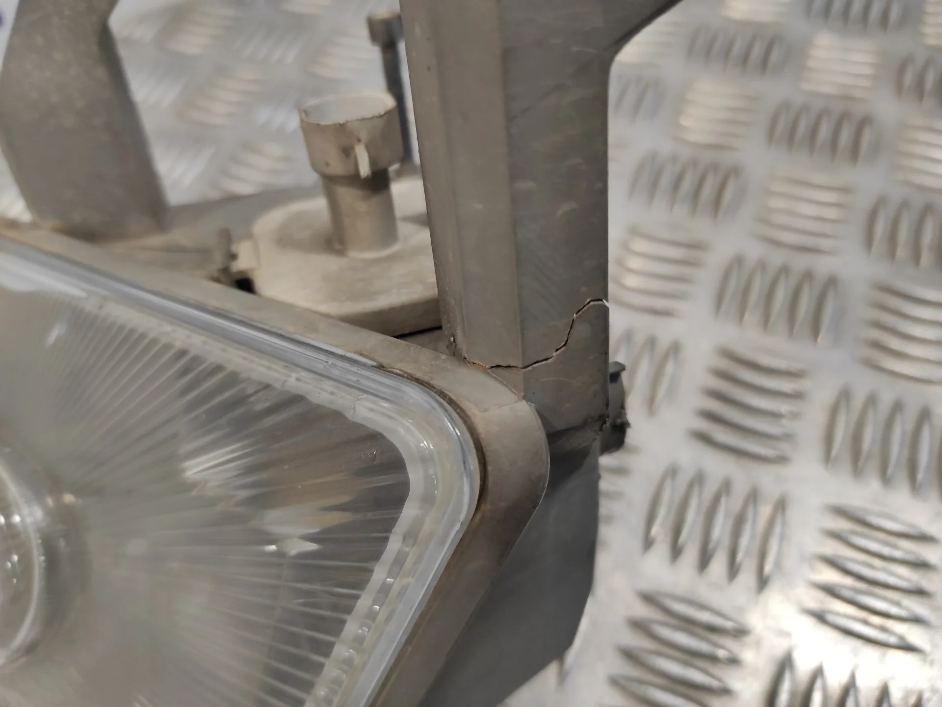 Faro Antiniebla Derecho para Opel Vectra B Berlina