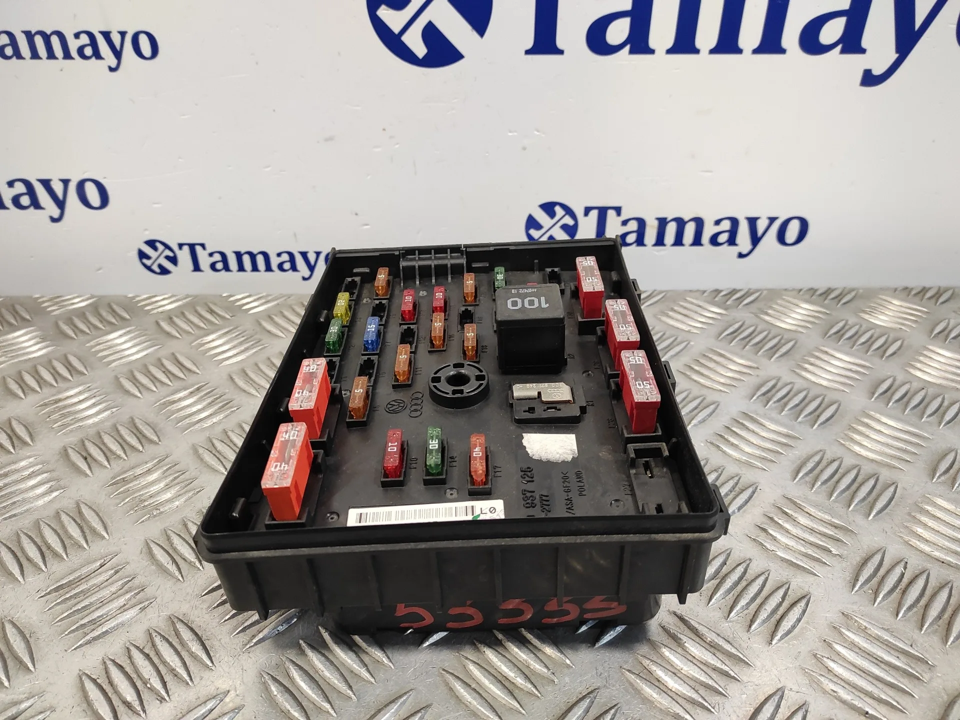 Caja Reles / Fusibles para Volkswagen Passat Berlina (3C2)