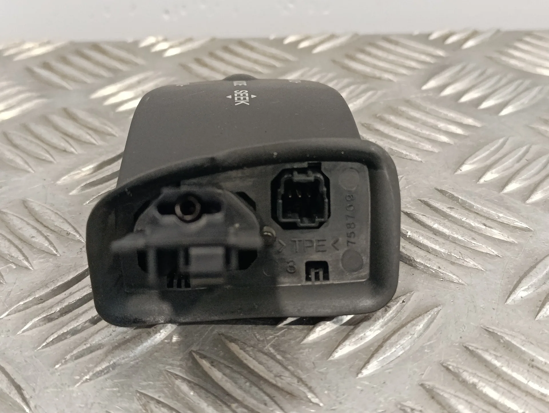 Mando Volante para Ford C-Max (Cb3)