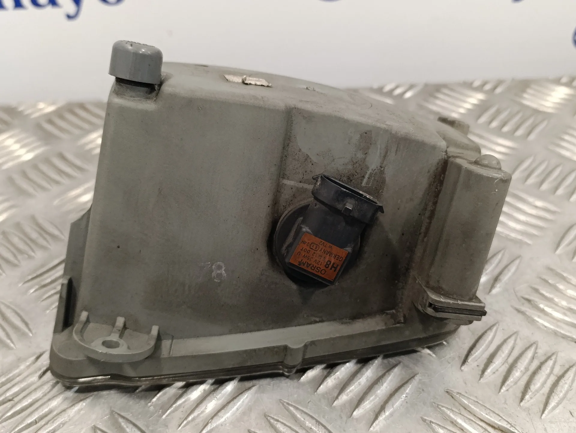 Faro Antiniebla Derecho para Ford C-Max (Cb3)