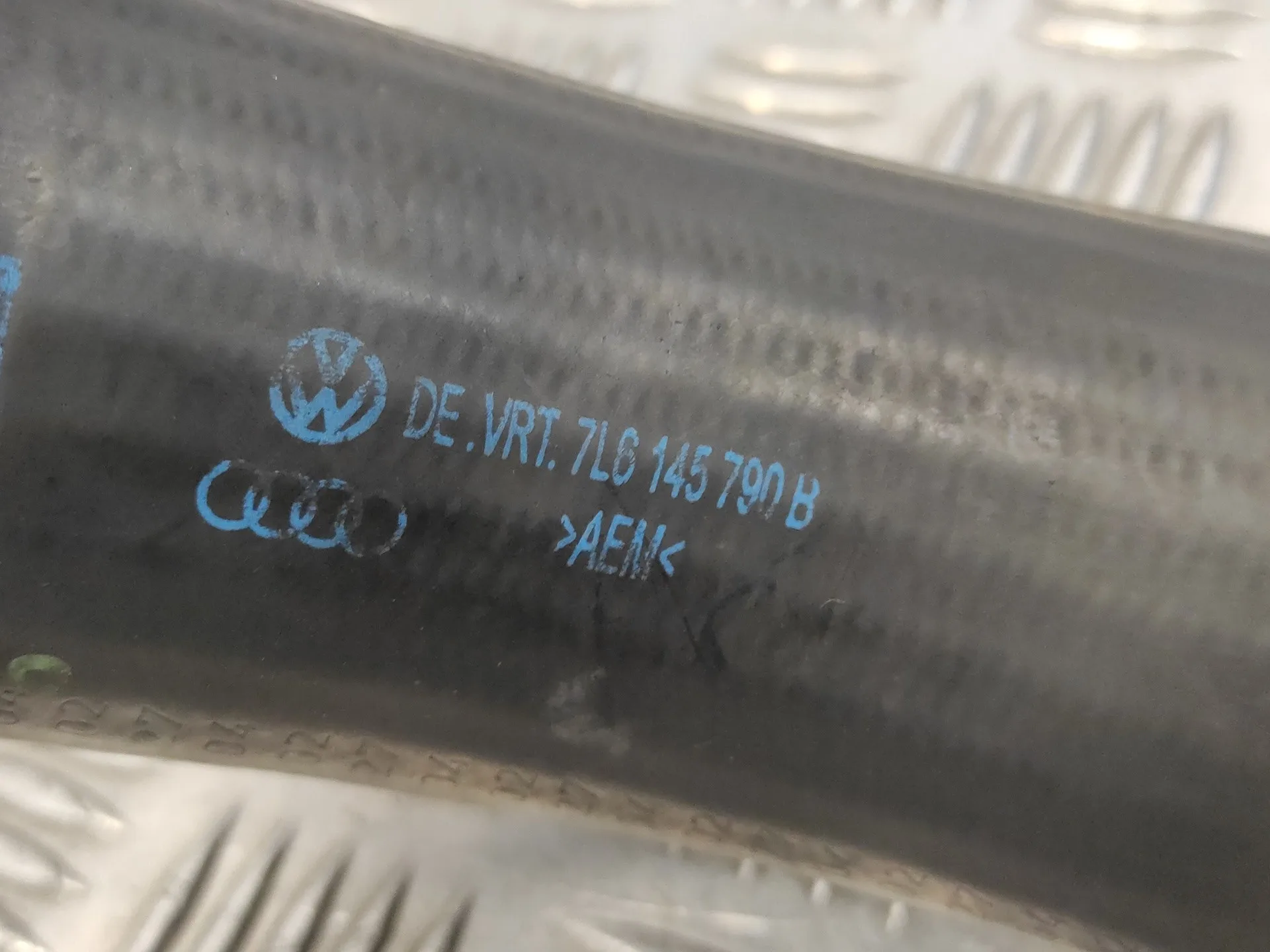 Tubo para Volkswagen Touareg (7La)